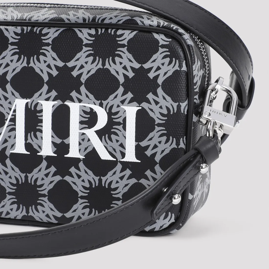AMIRI ショルダーバッグ AMIRI - AMIRI アミリ Stars Camera Bag スターパッチ付き ショルダー