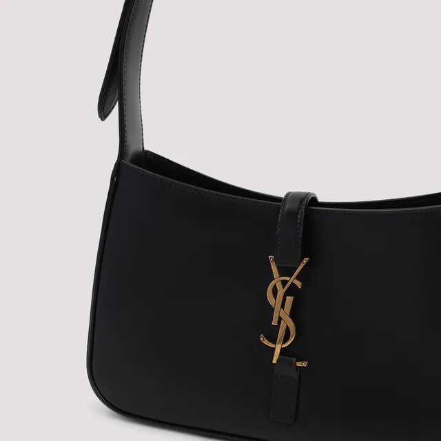 Moschino FW25 BAG (MC4163PP1N OA0 000)