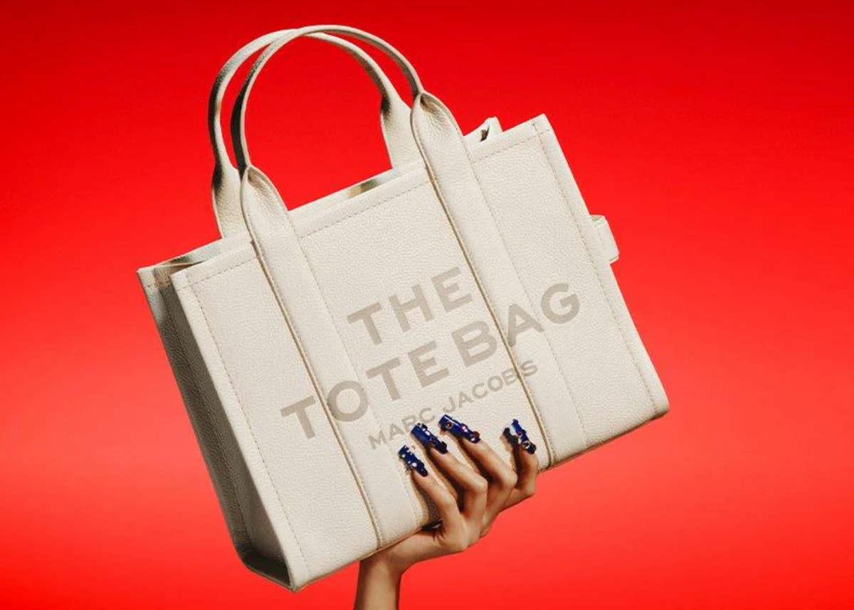 MARC JACOBS WOMAN