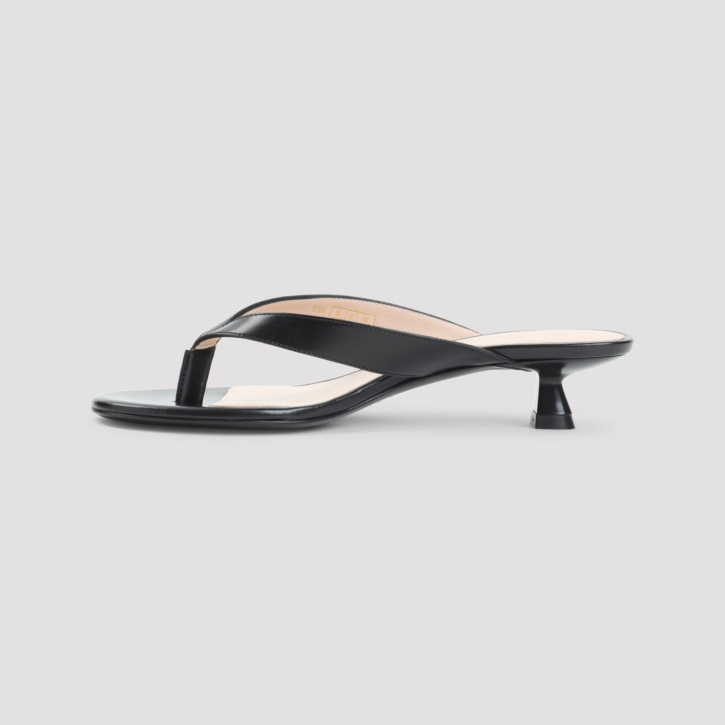 Stuart Weitzman Rio Sleek 35 Sandals
