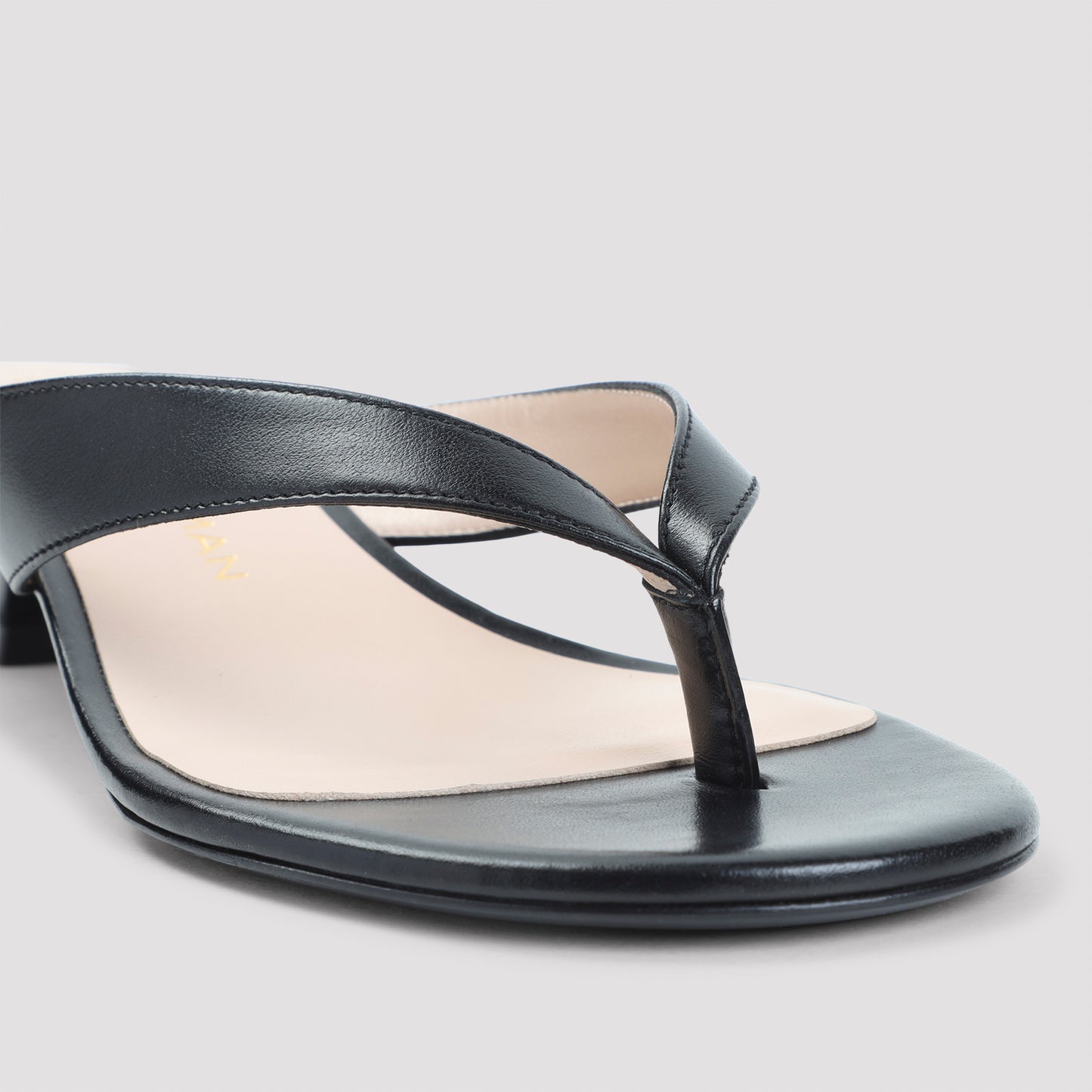 Stuart Weitzman Rio Sleek 35 Sandals