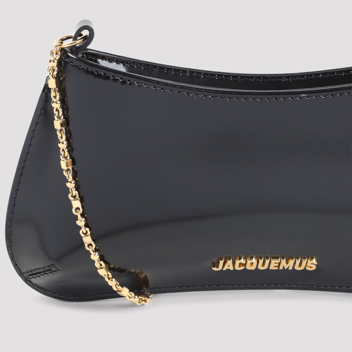 Jacquemus Le Petit Bisou Chaine Handbag