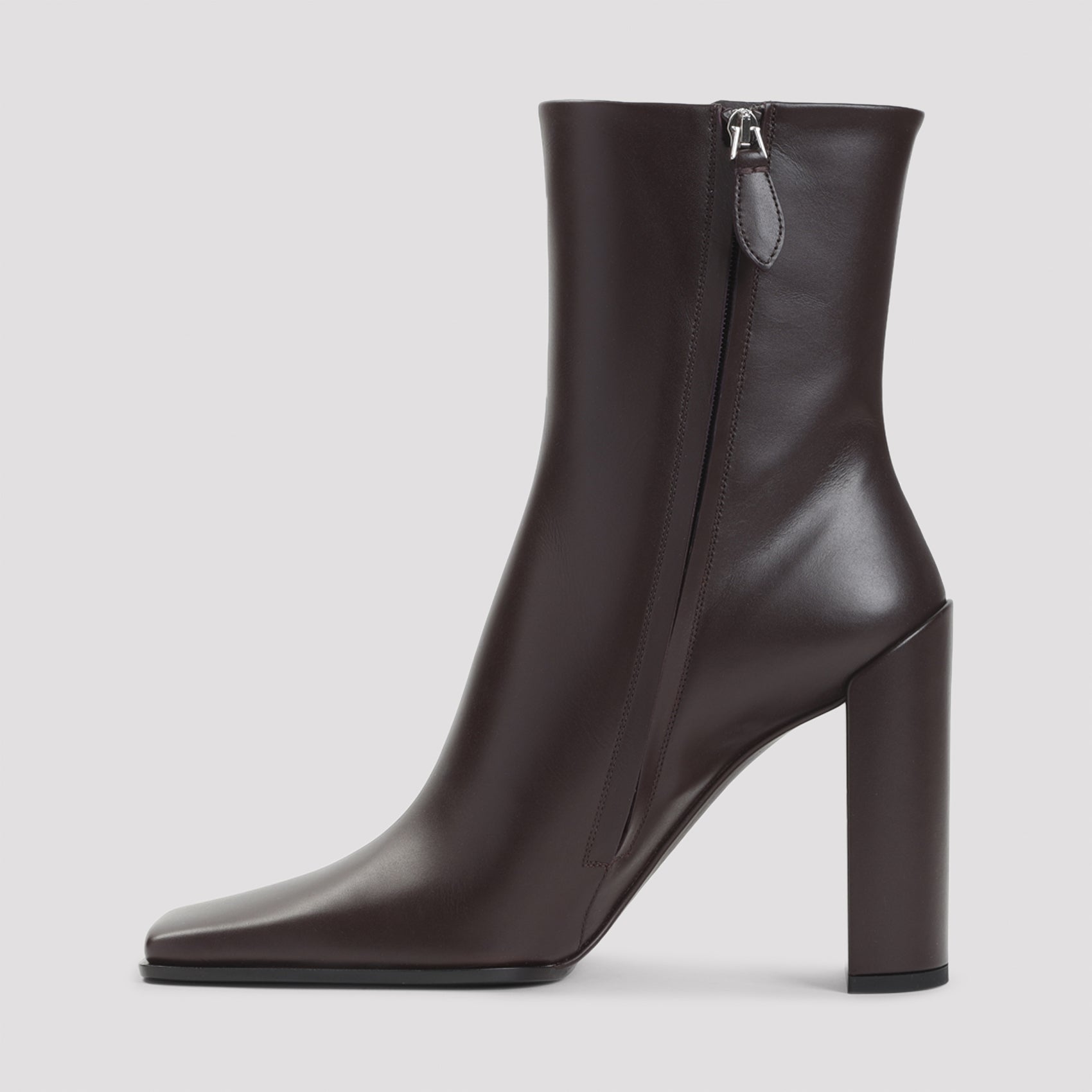Alaïa 90 Ankle Boots