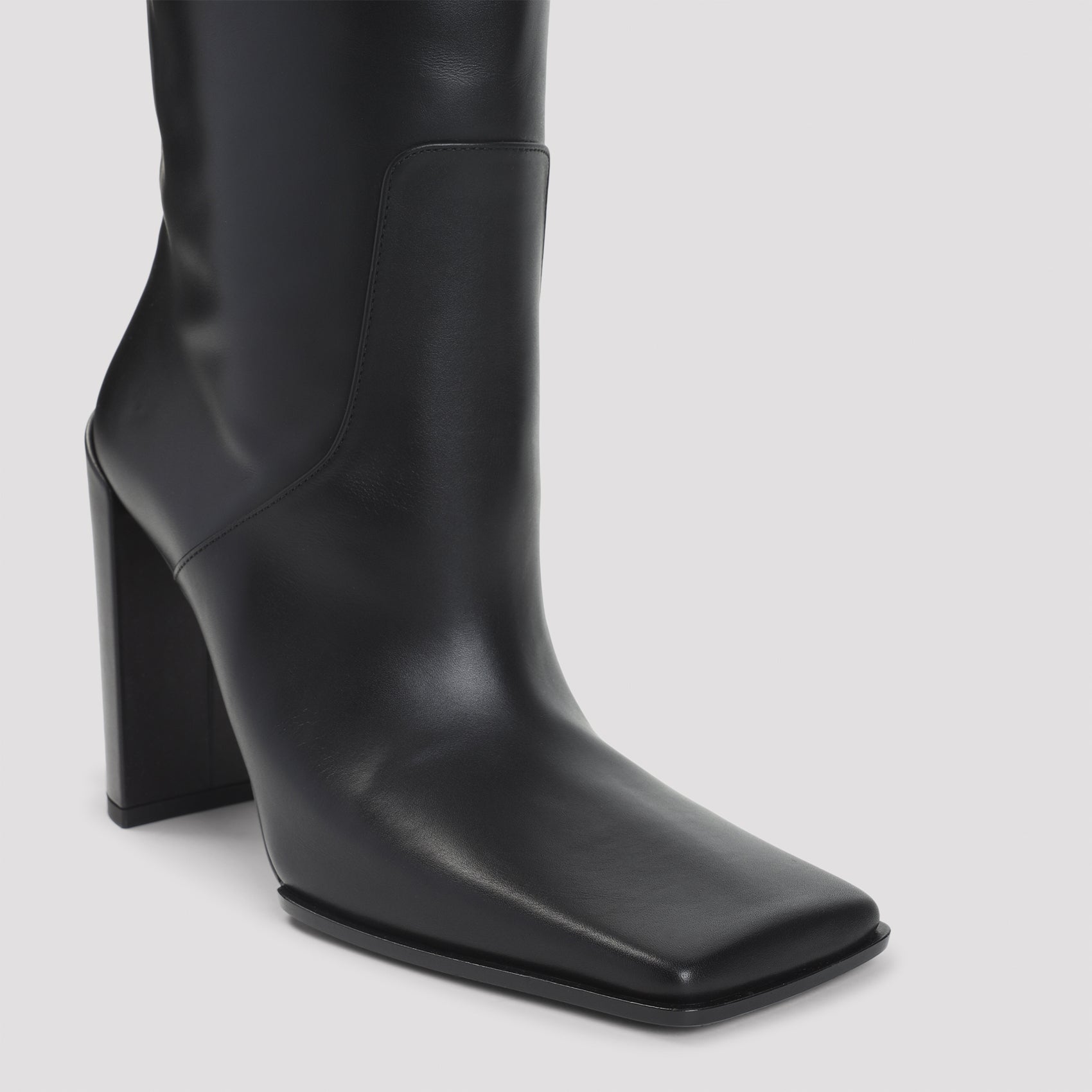 Alaïa 90 Knee Boots