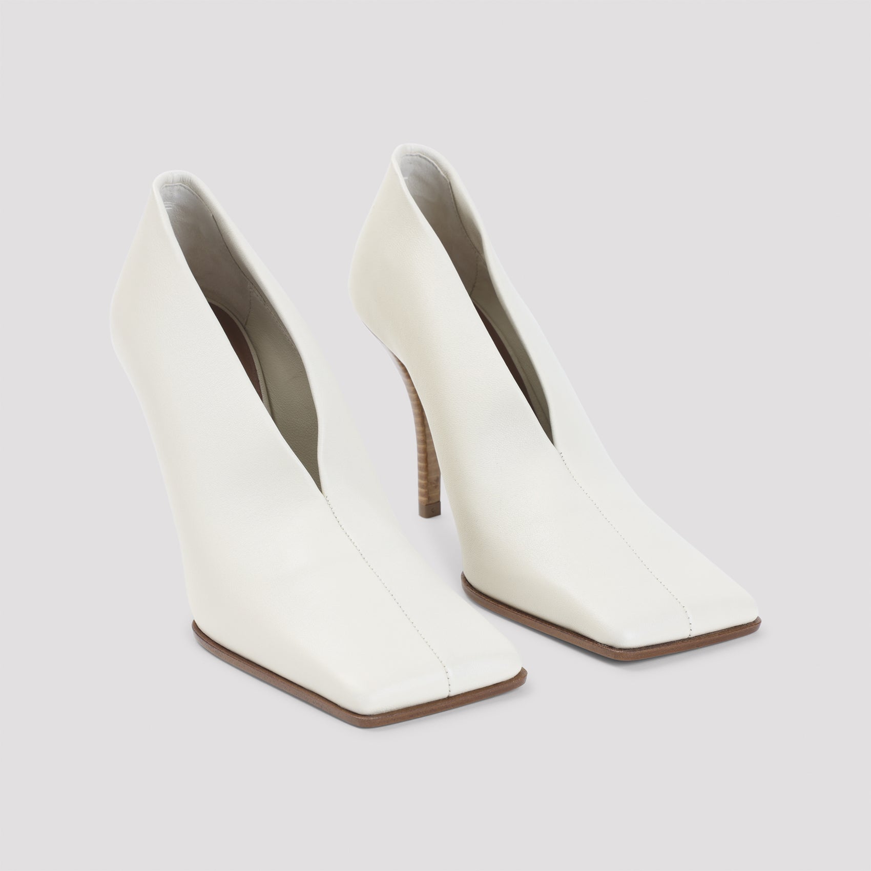 Alaïa 90 Pumps