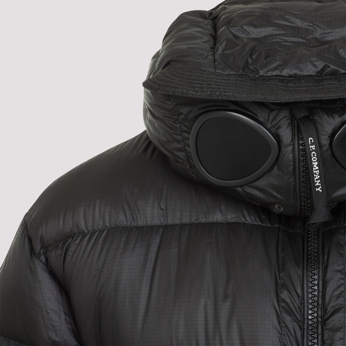 Cp Company Medium Dd-Shell Downjacket