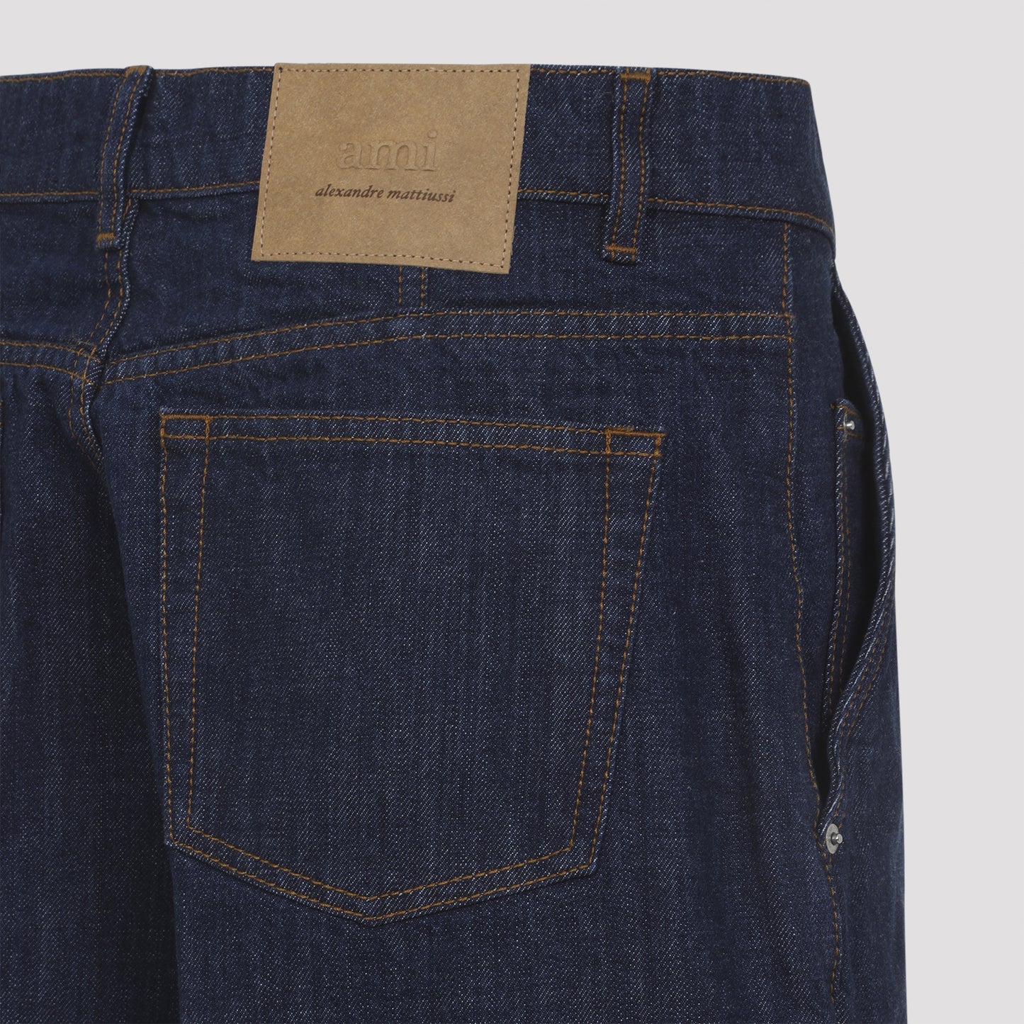 Ami Loose Bermuda Shorts