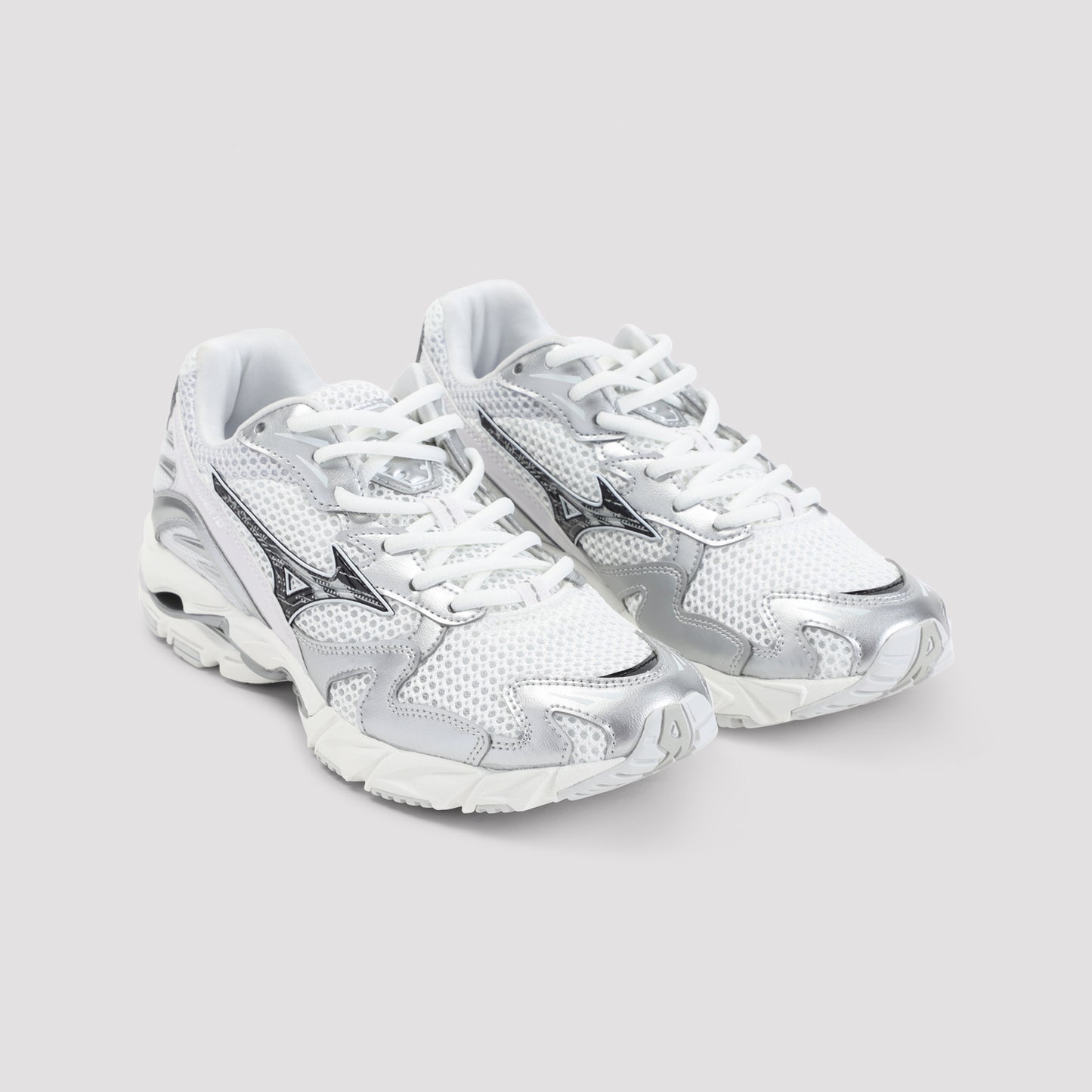Mizuno Wave Rider 10 Sneakers