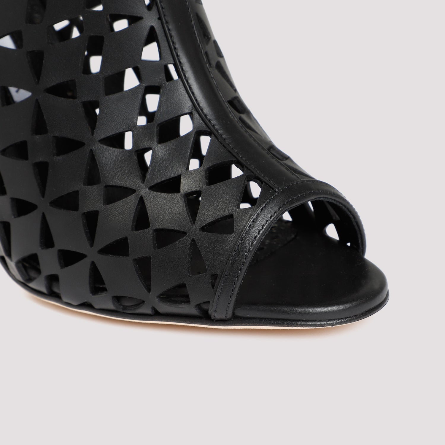 Manolo Blahnik Tingah 105 Sandals