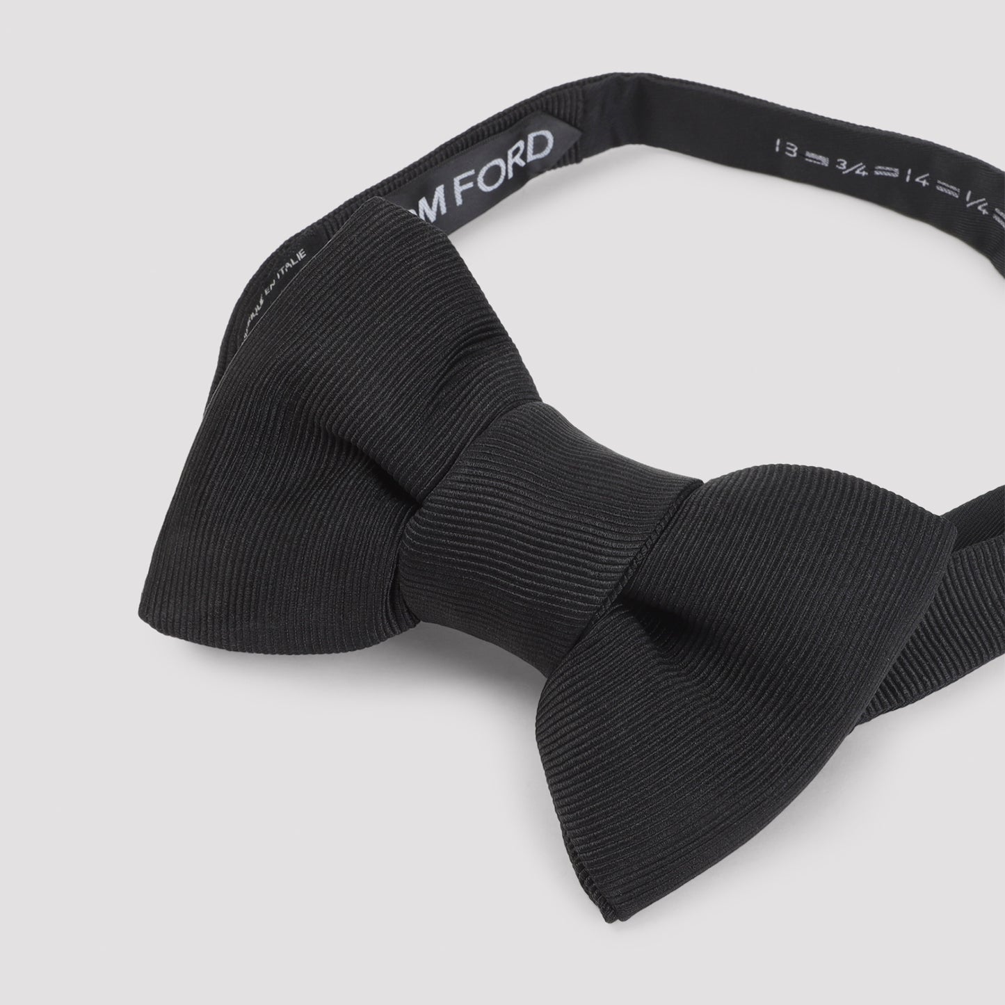 Tom Ford Pre-Tied Bow Tie
