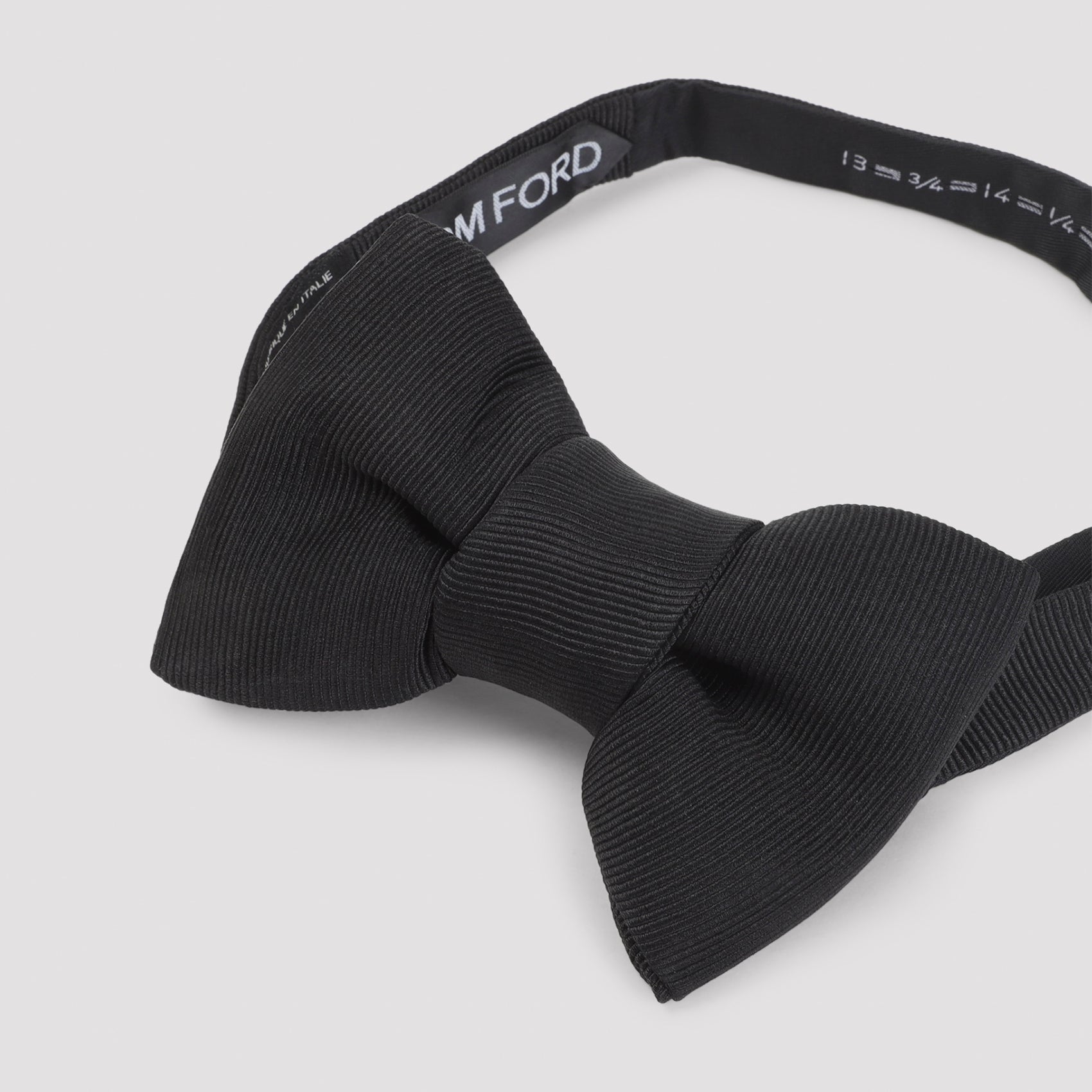 Tom Ford Pre-Tied Bow Tie