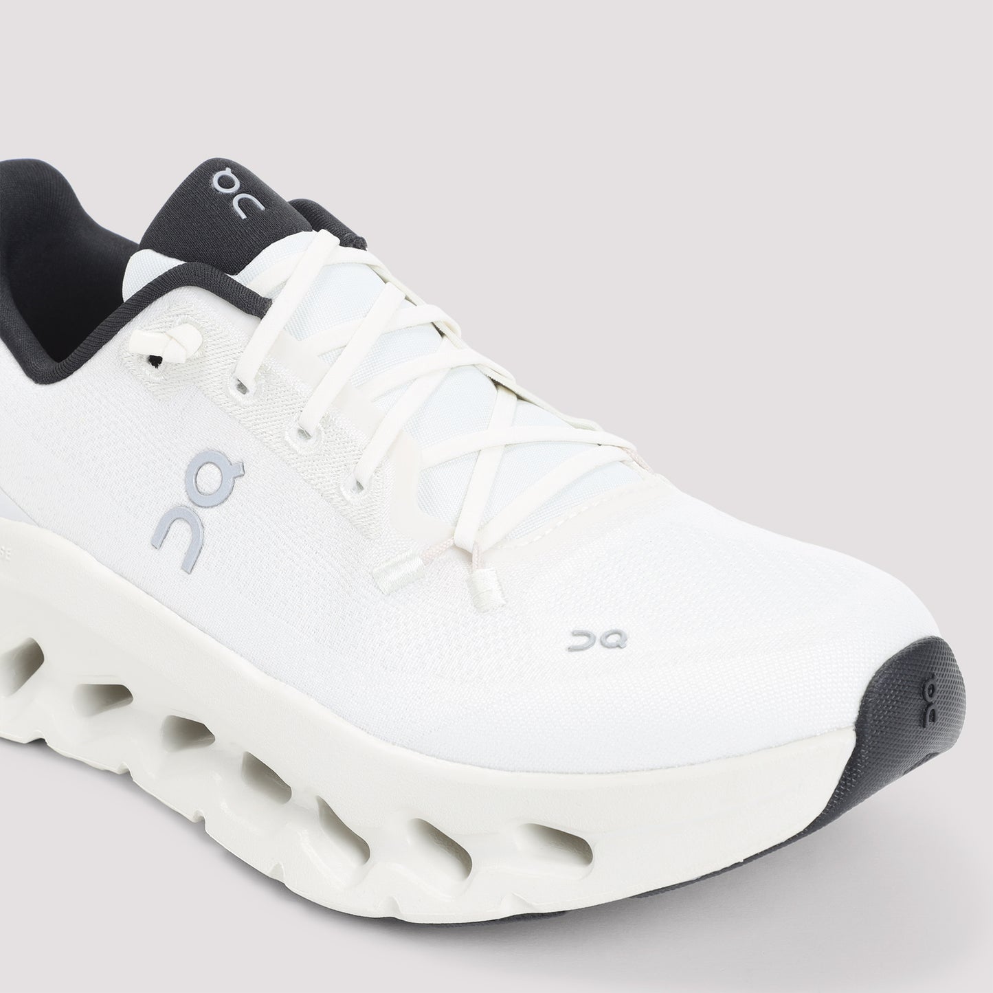 On Cloudtilt Sneakers