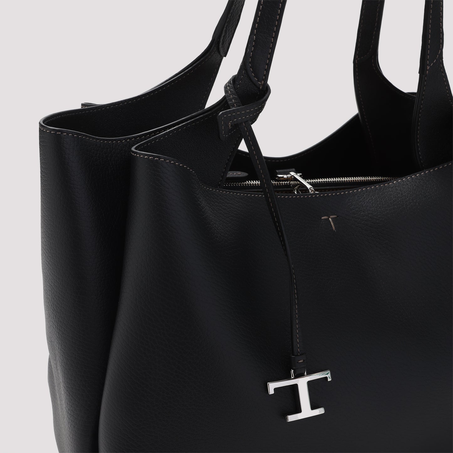 Tod’s Apa Medium Shoulder Bag