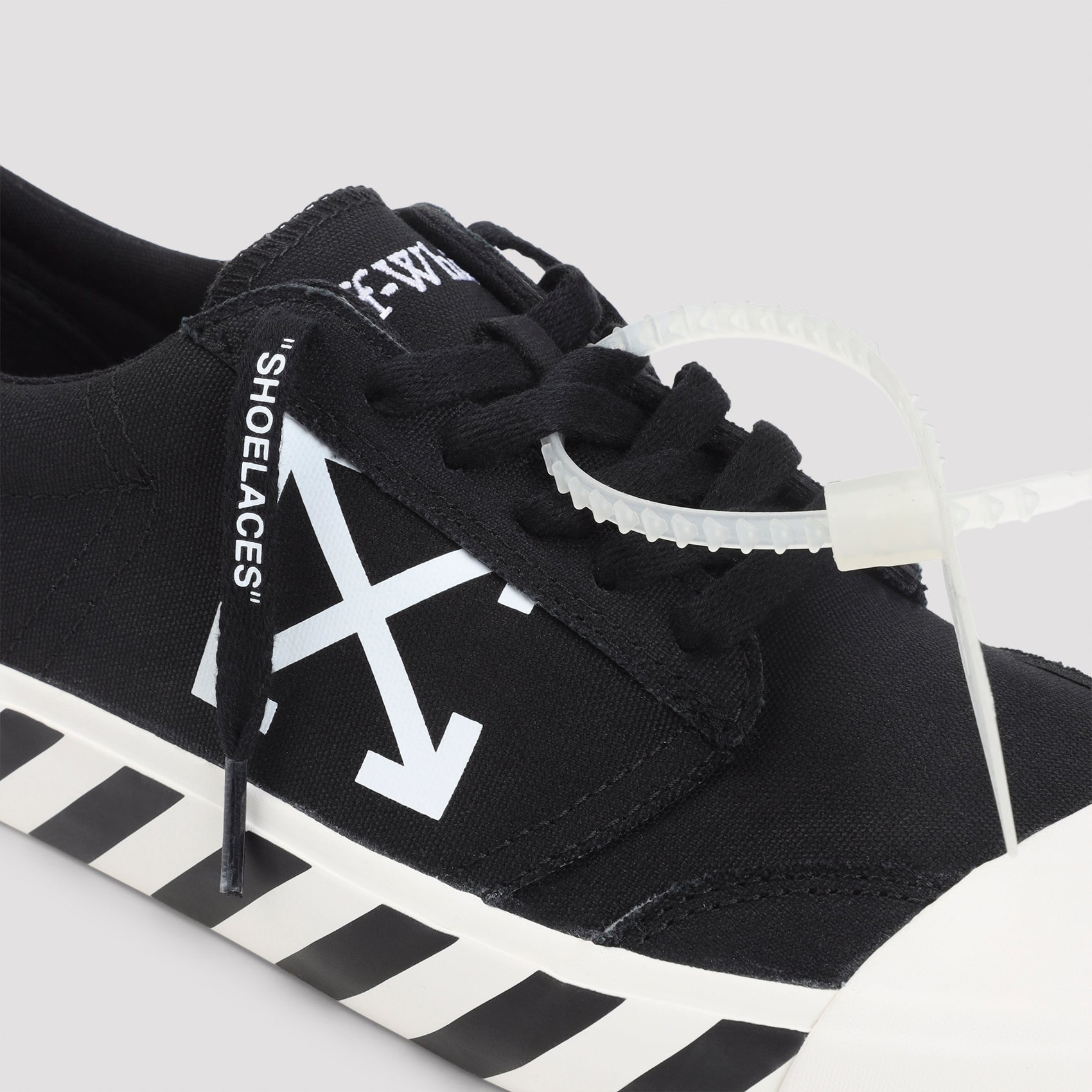 Off-White M-Vulc Undercut Sneakers
