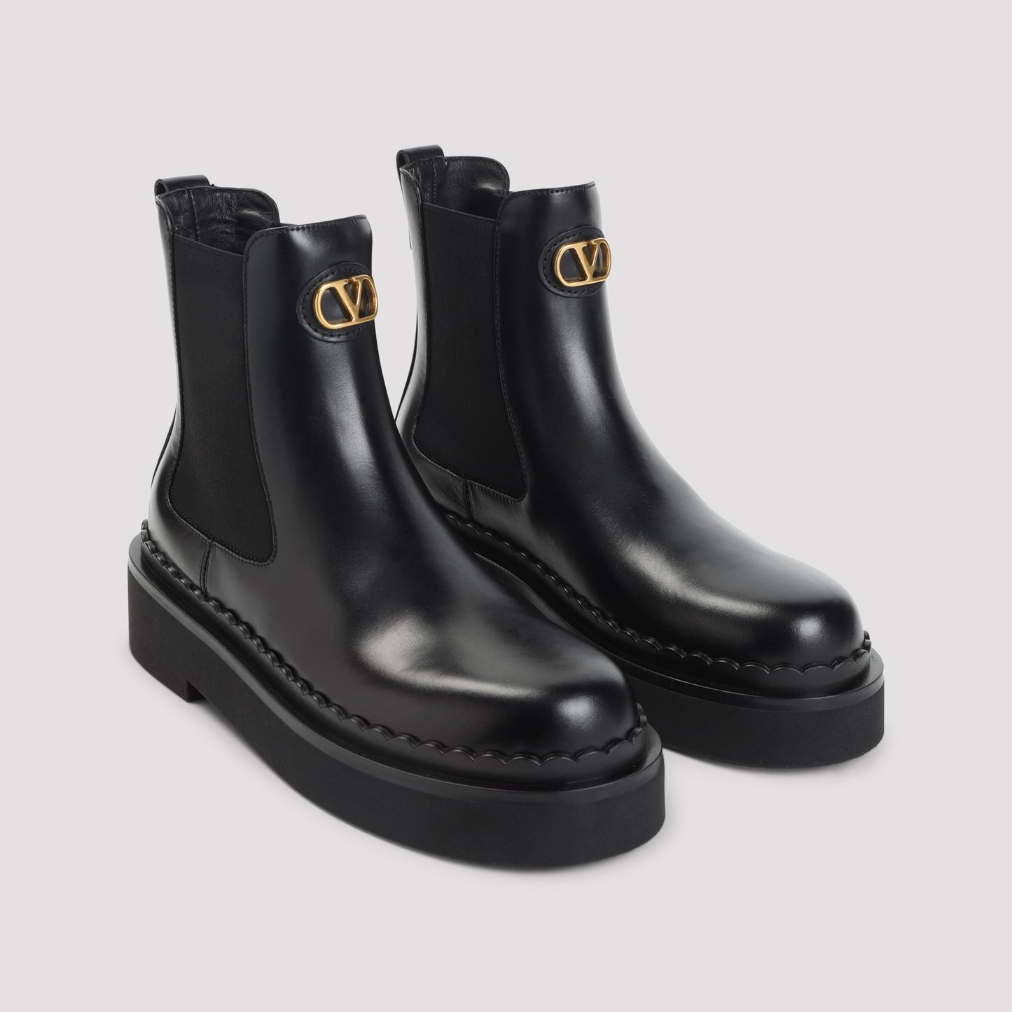 Valentino Garavani Beatle Vlogo Signature T 30 Boots