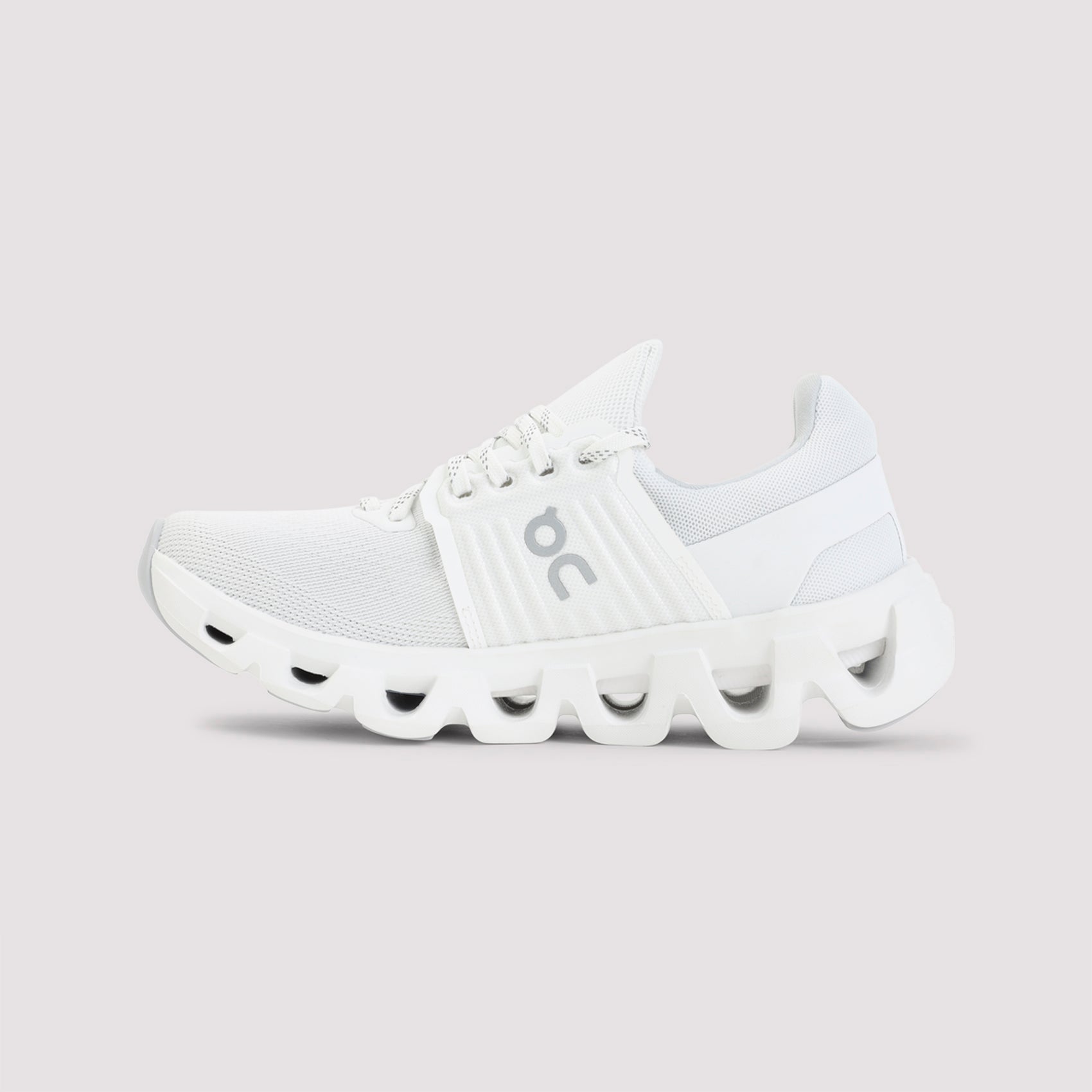 ON Cloudswift 4 AD Sneakers