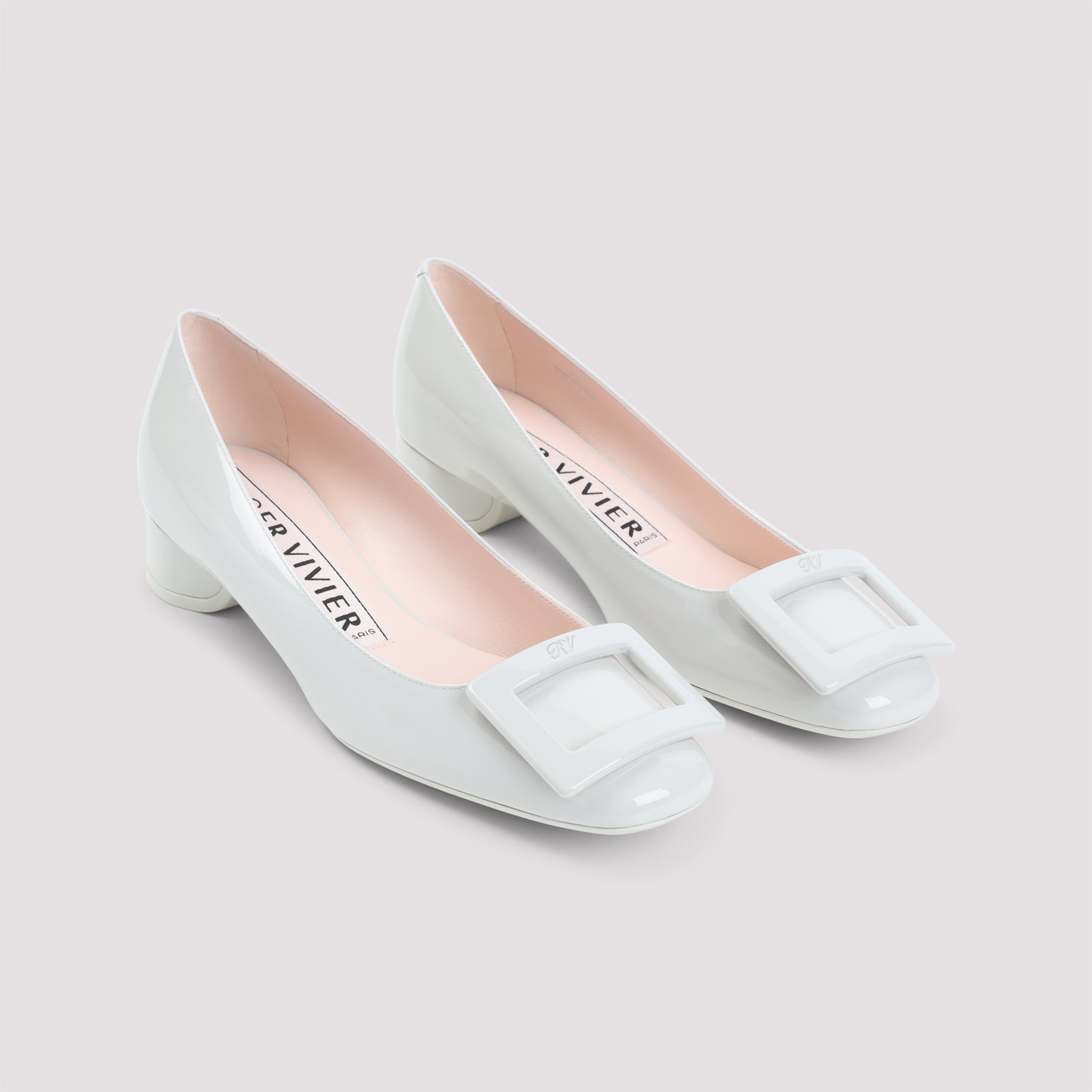 Roger Vivier Roundy Lacquered 25 Decollete