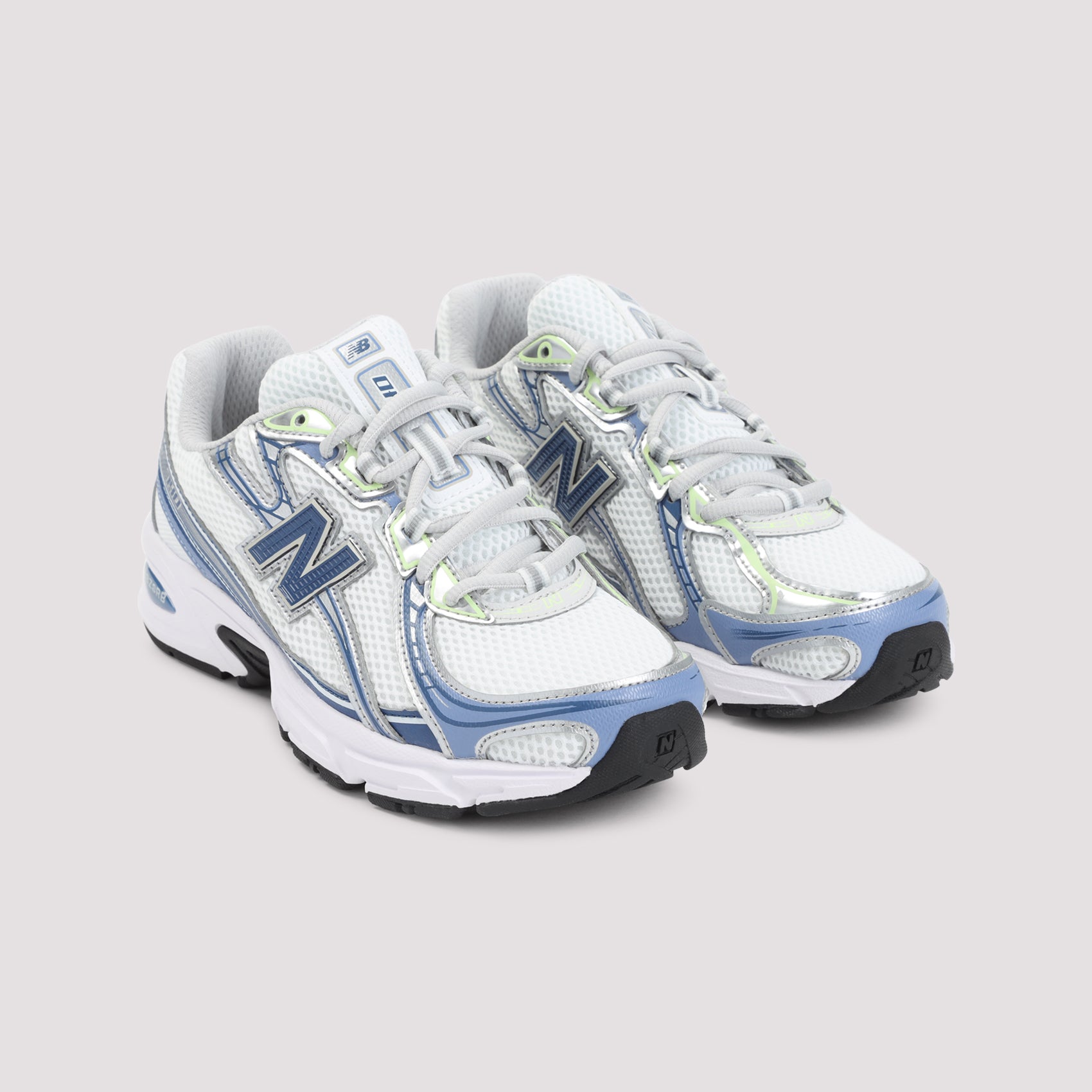 New Balance 740 Sneakers