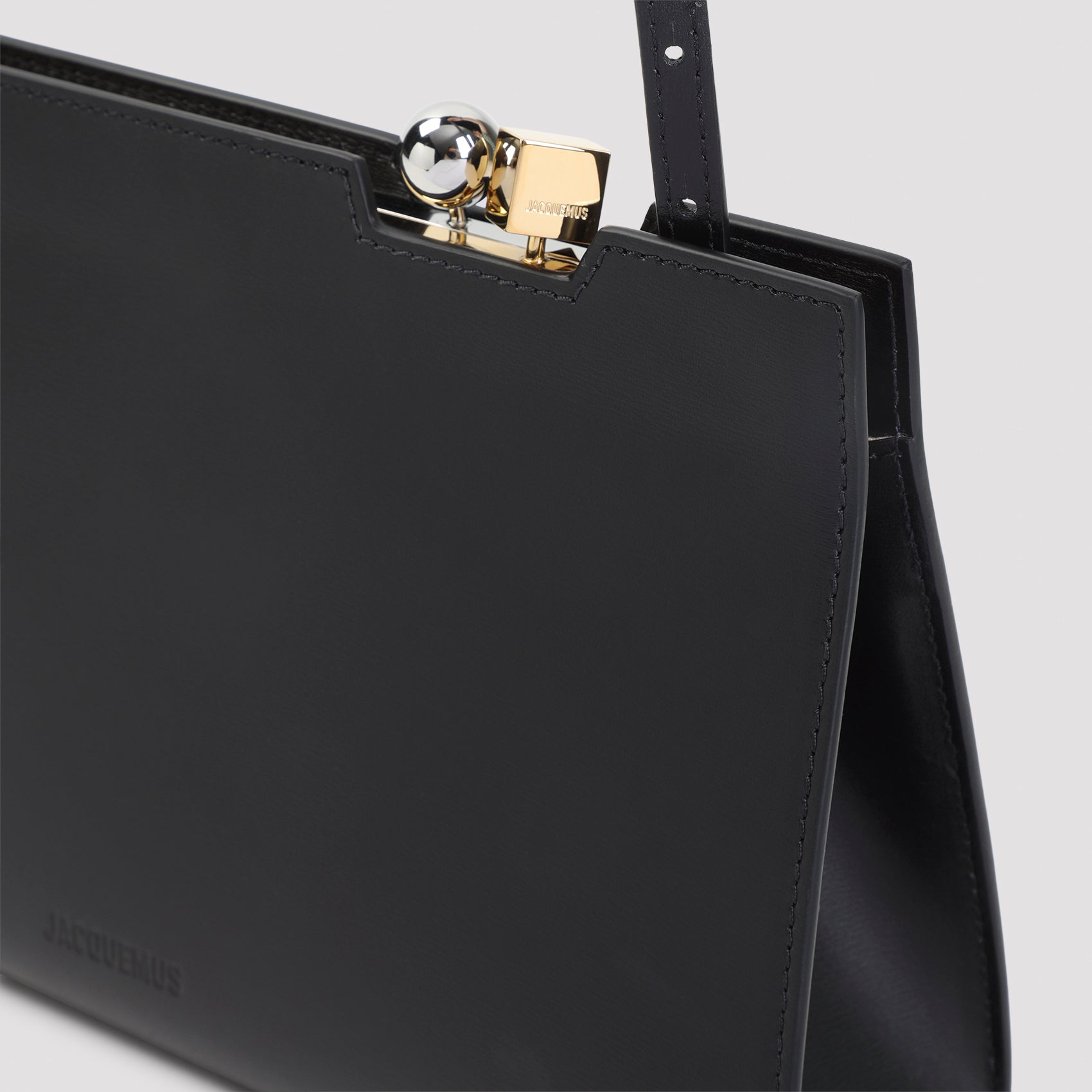 Jacquemus Le Salon Handbag