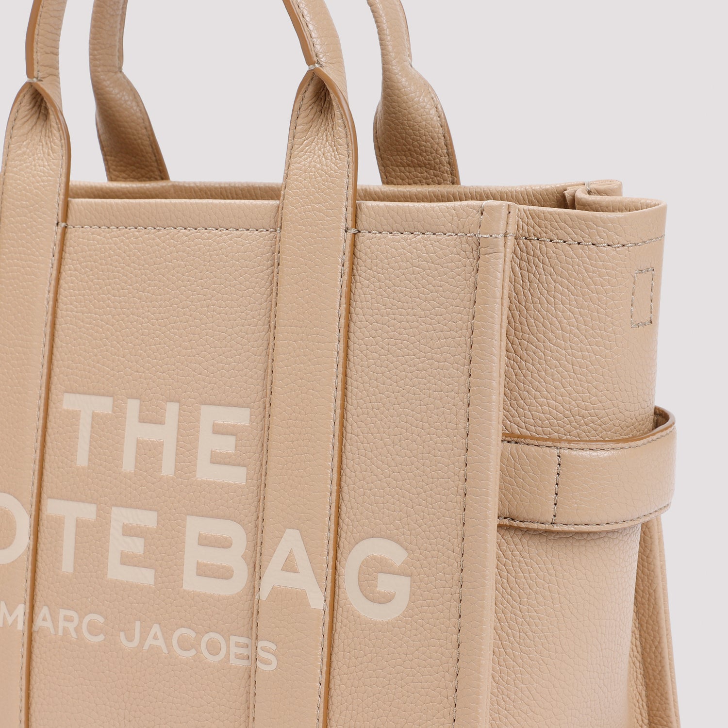 Marc Jacobs The Leather Medium Tote Bag