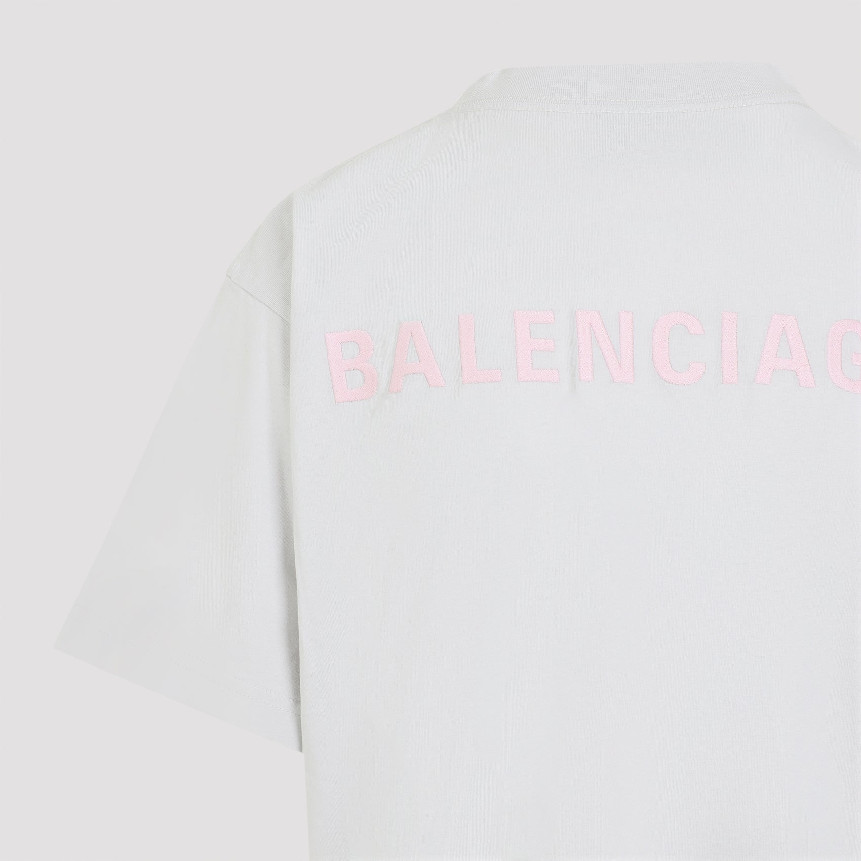 MEDIUM FIT TSHIRT