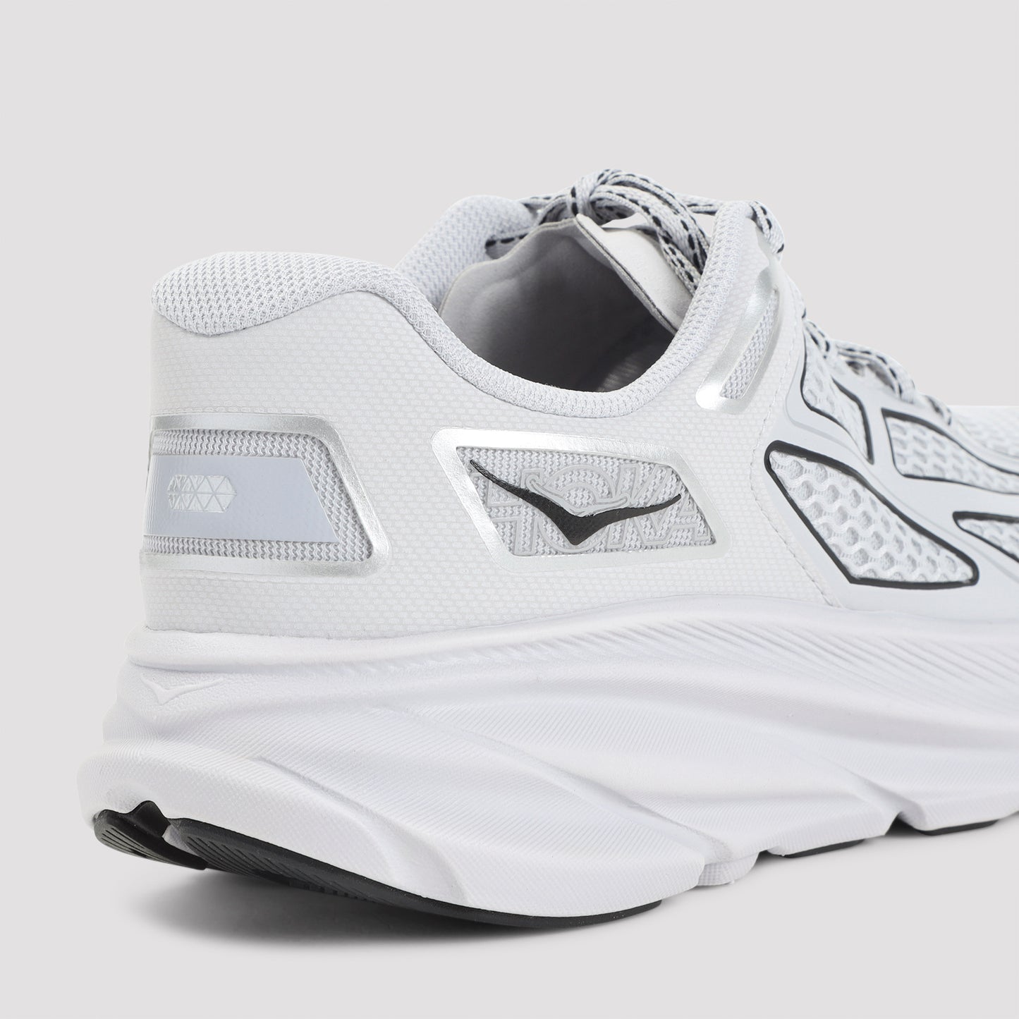 Clifton One9 Sneakers