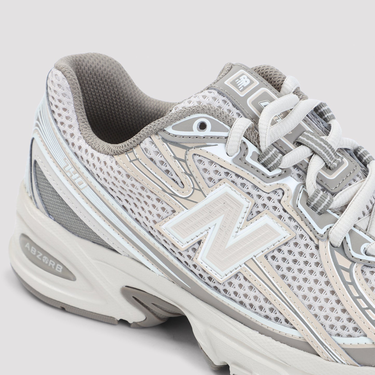 New Balance 740 Sneakers