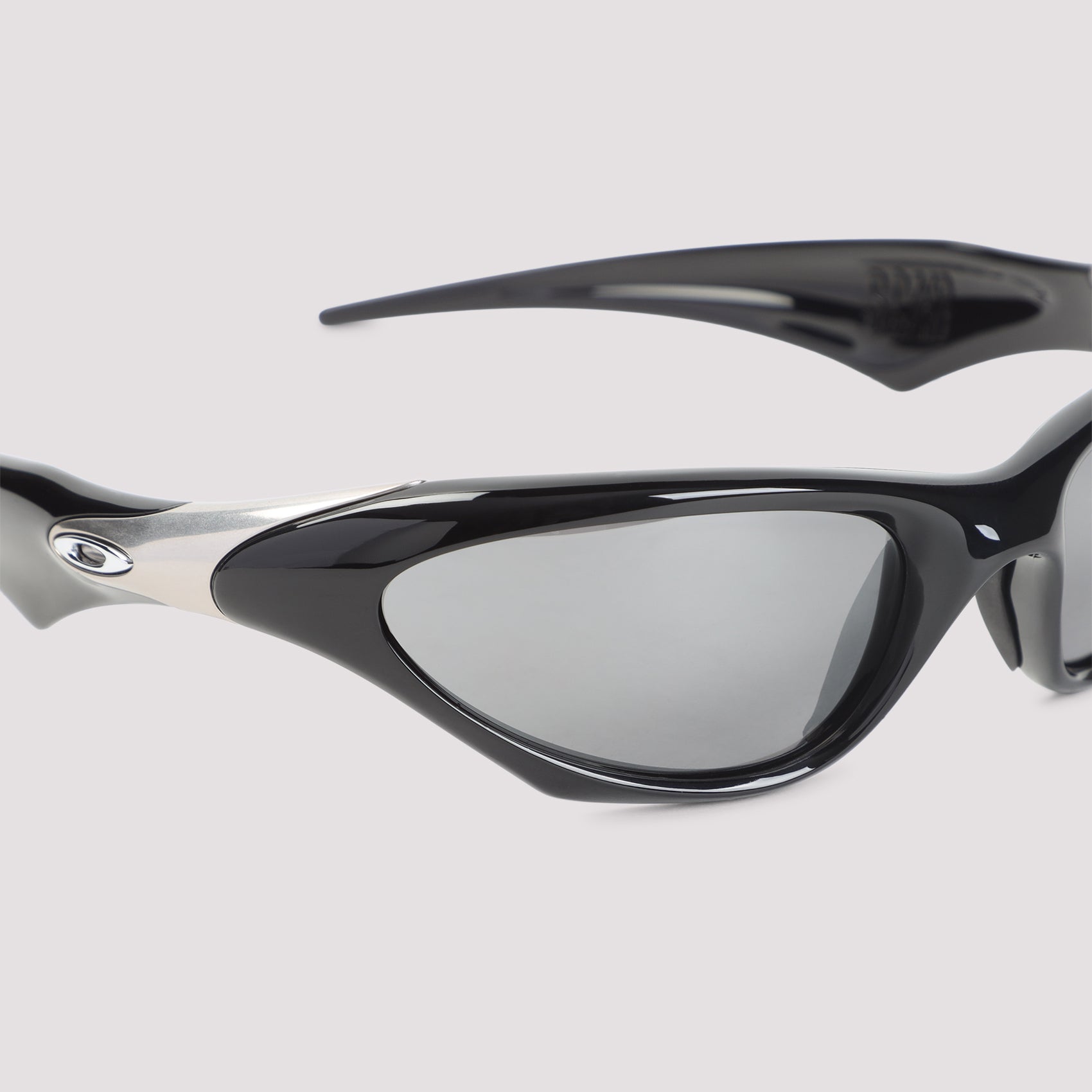 Oakley Eyewear Muzm Scar Sunglasses
