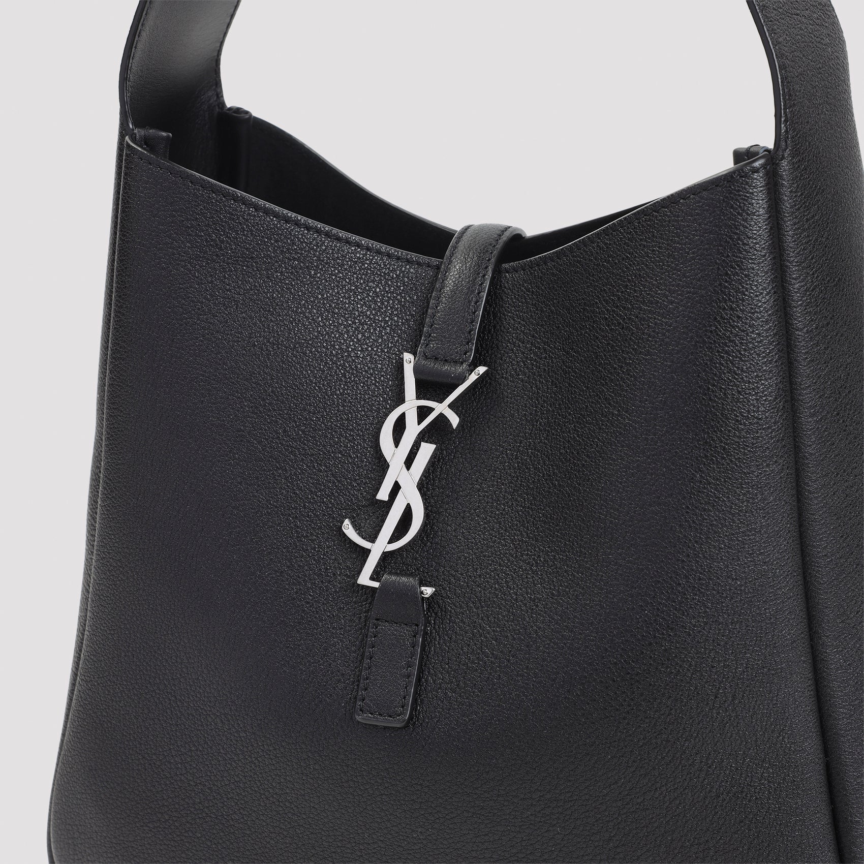Saint Laurent Le 5 à 7 Hobo Bag