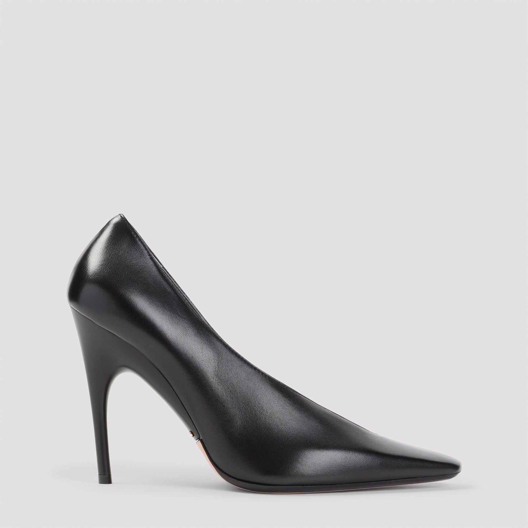 Balenciaga Duchesse Pump