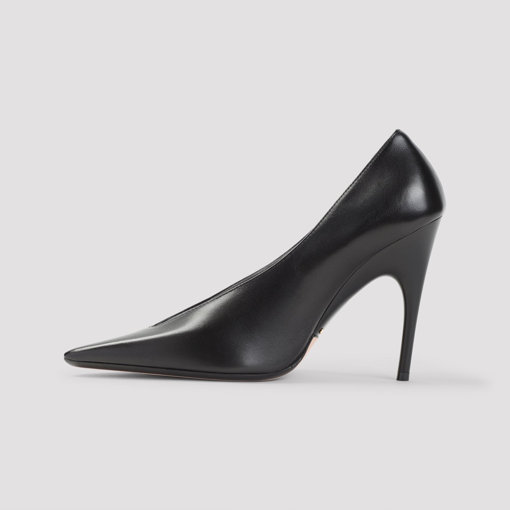 Balenciaga Duchesse Pump