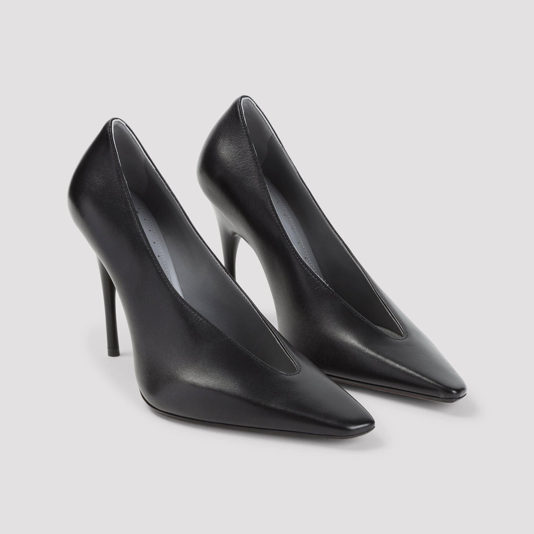 Balenciaga Duchesse Pump
