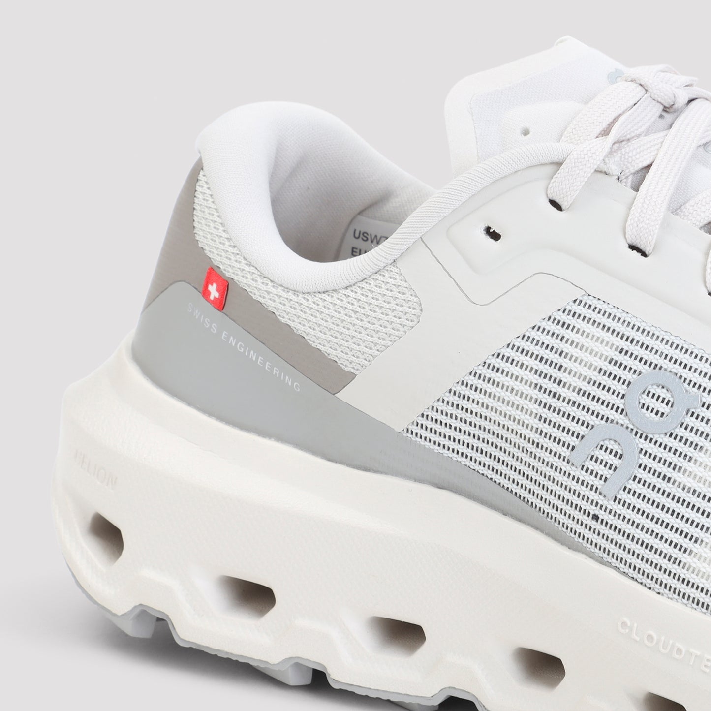 On Cloudvista 3 Sneakers