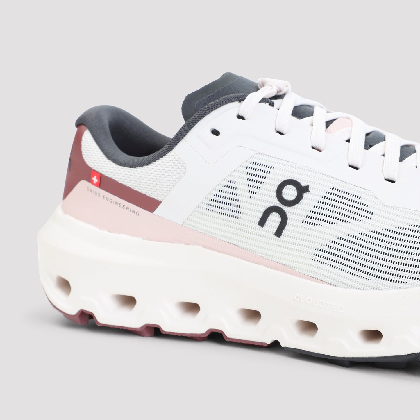 On Cloudvista 3 Sneakers