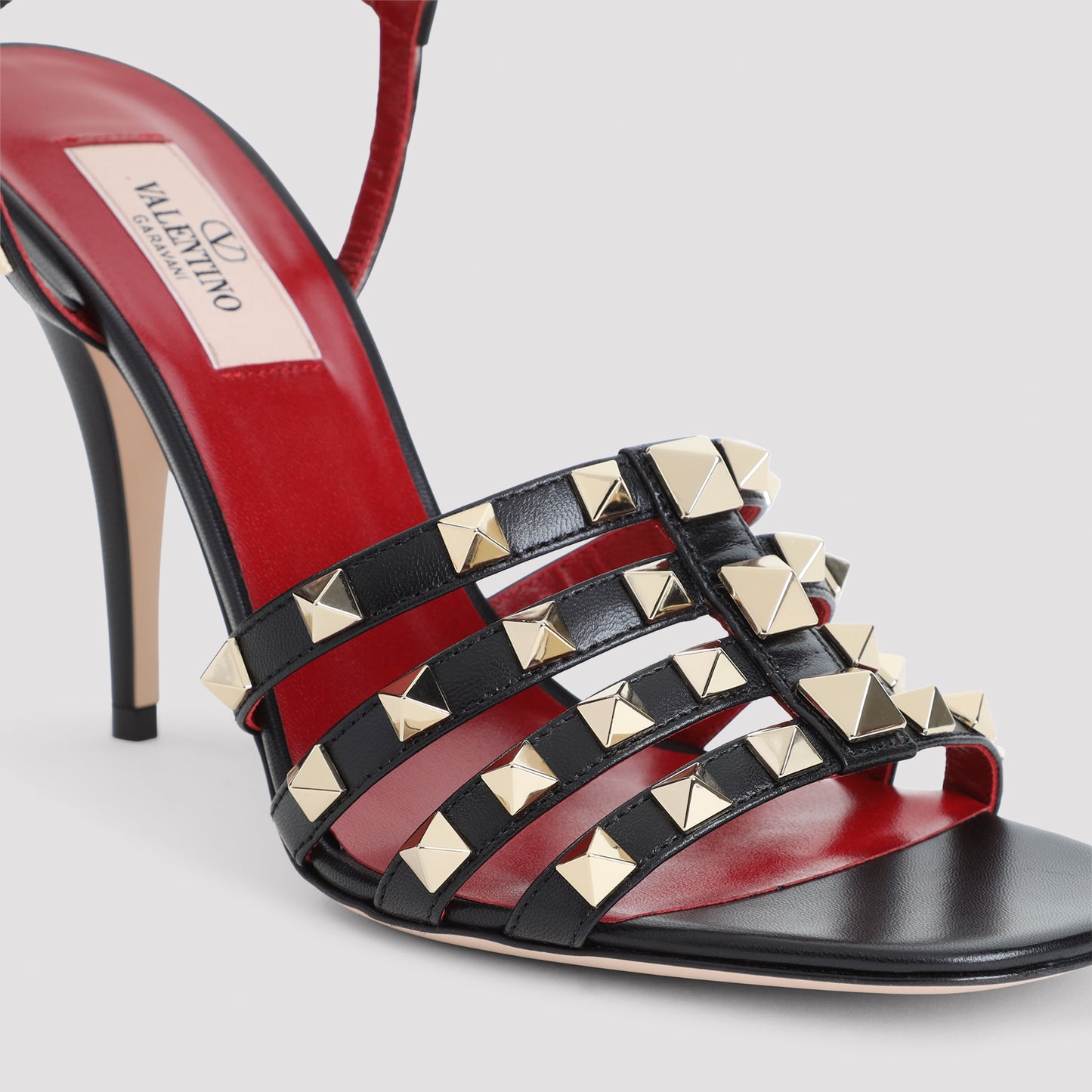 Valentino Garavani Rockstuds Sandals