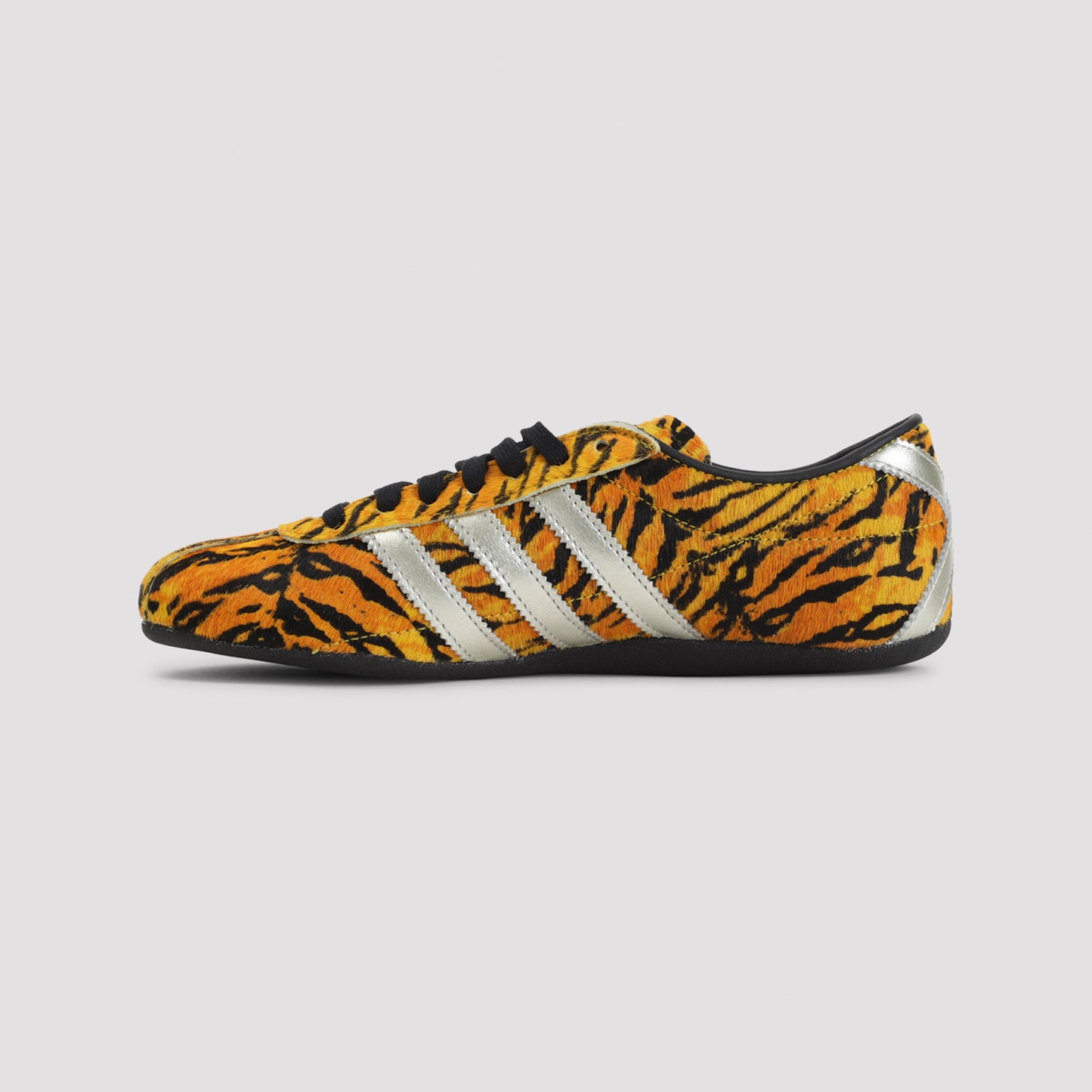 Adidas Tokio Sneakers