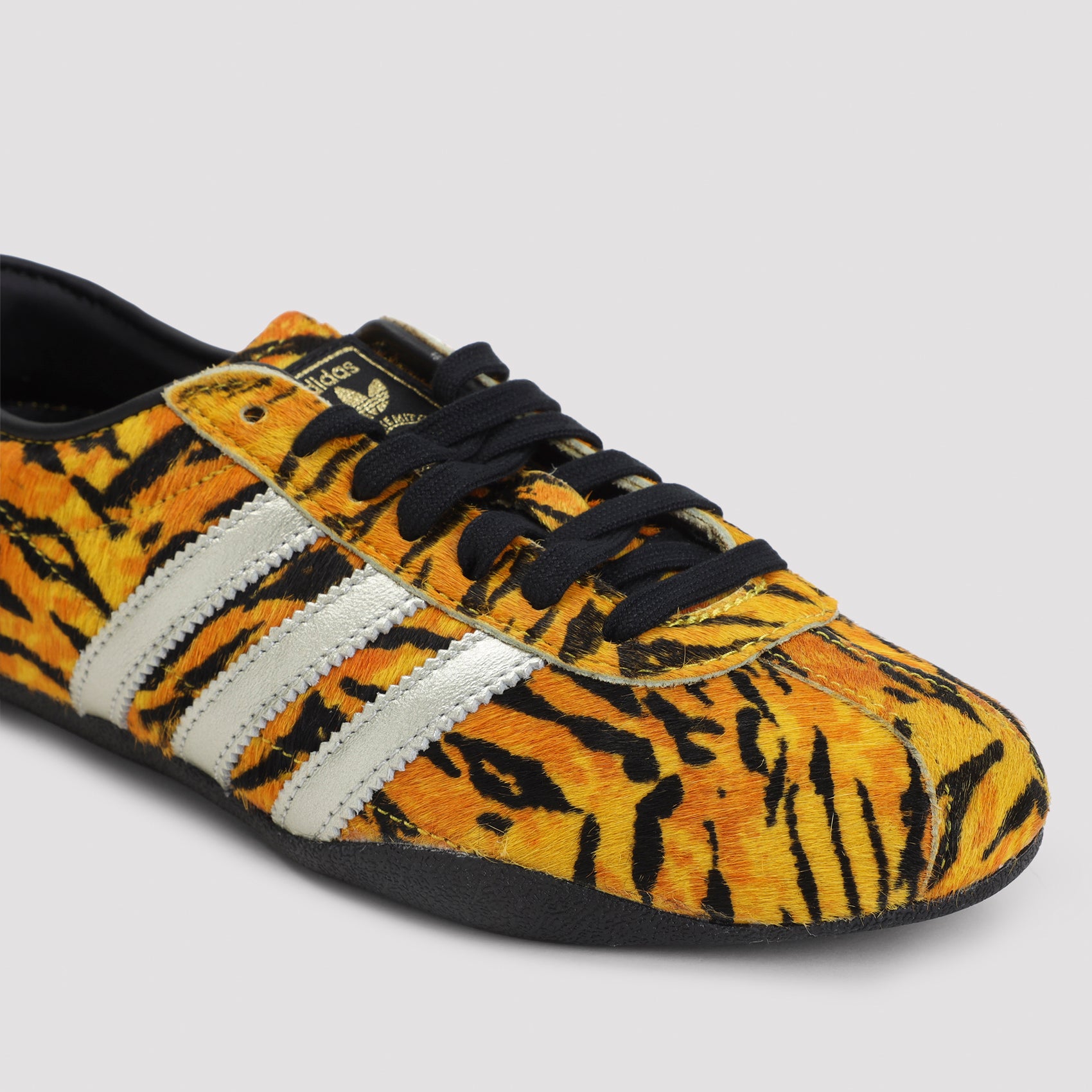 Adidas Tokio Sneakers