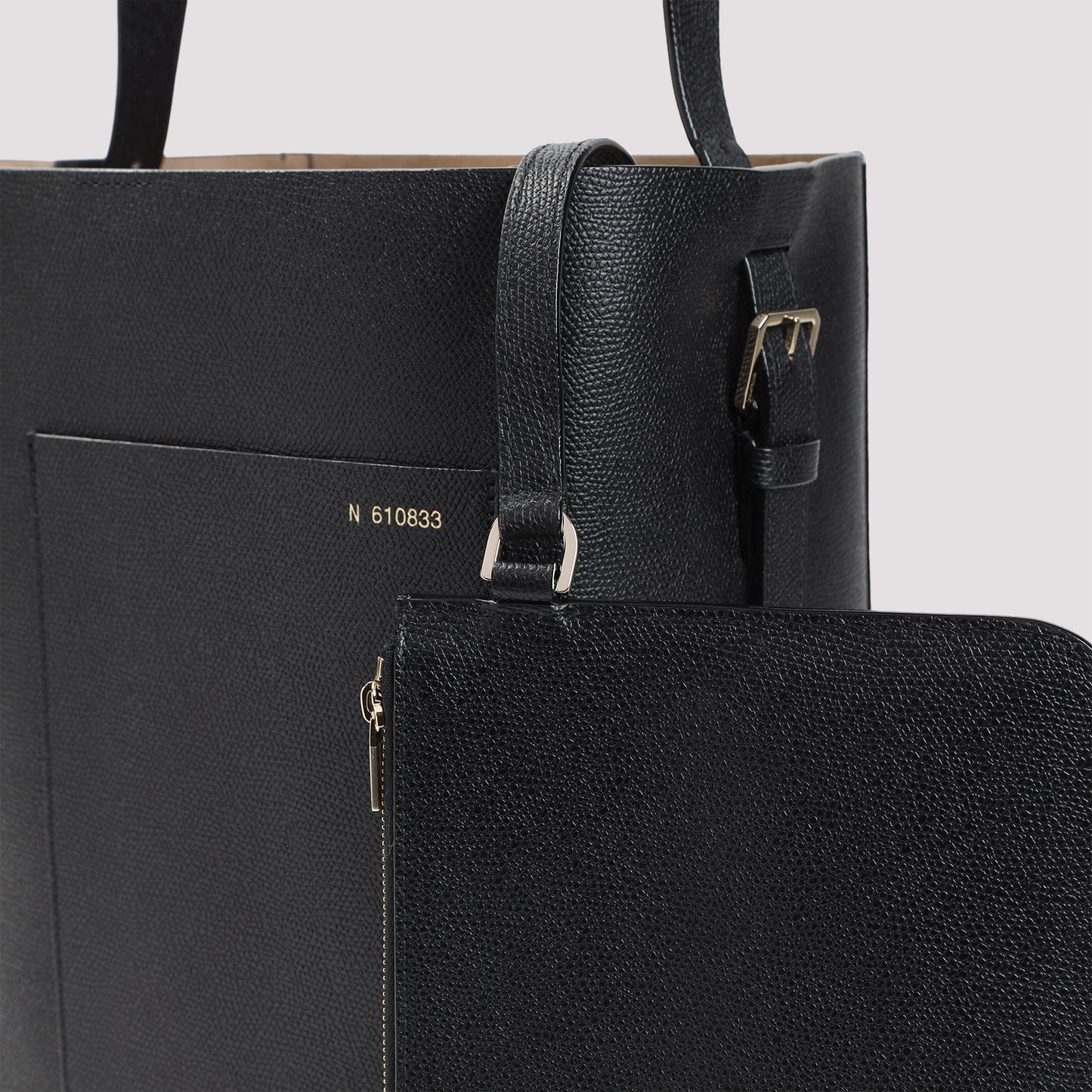 Valextra Medium Bucket Bag