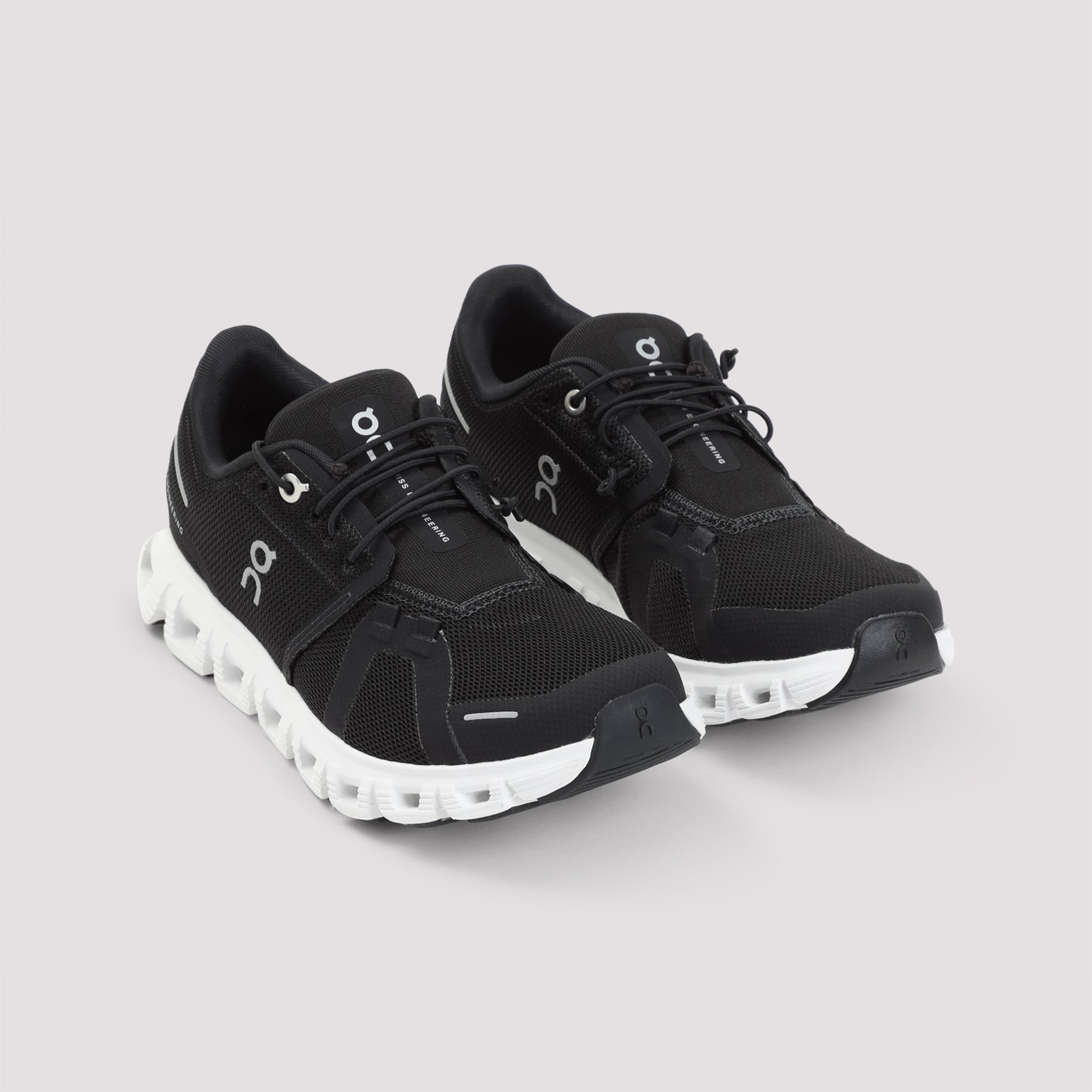 ON Cloud 6 Sneakers