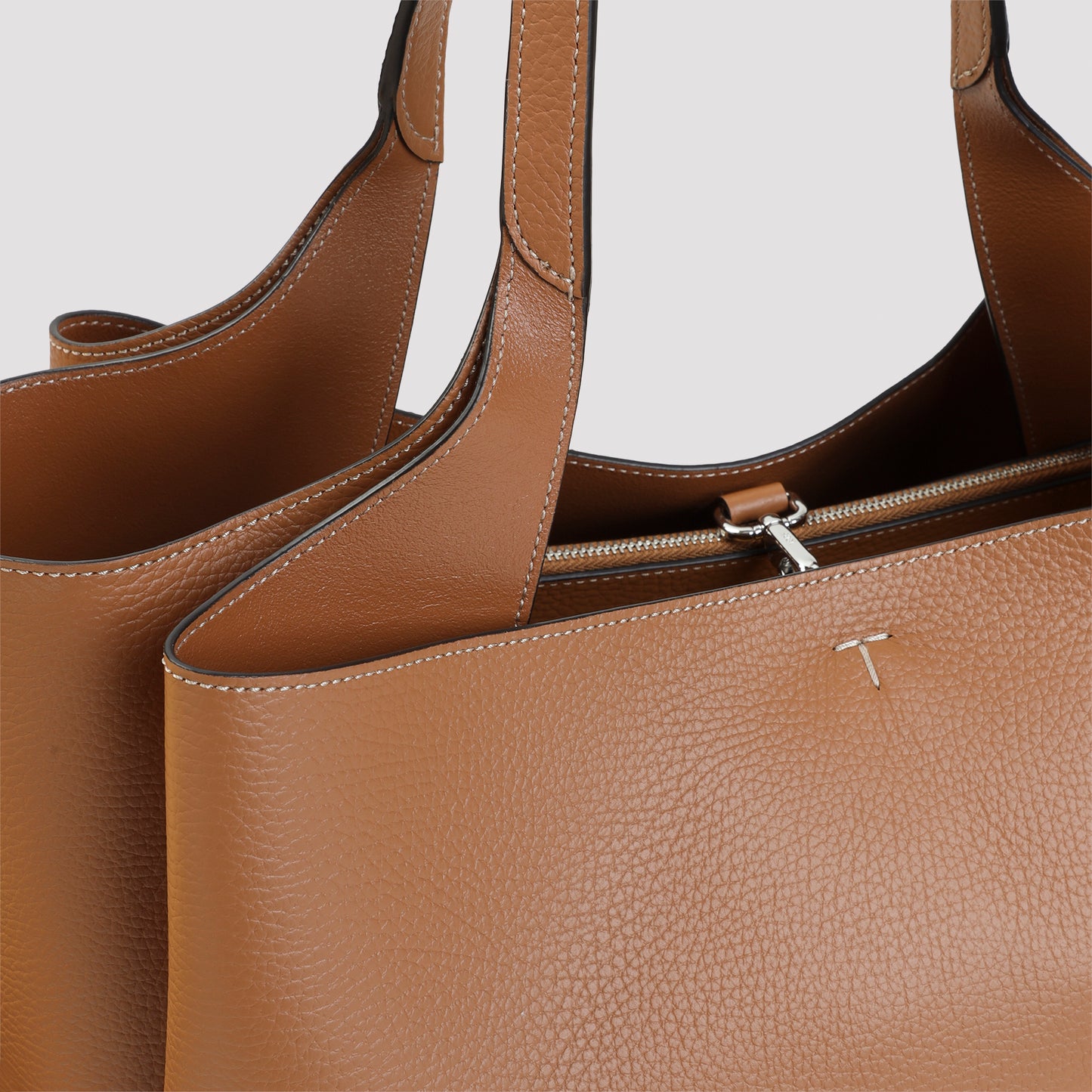 Tod`s Apa Medium Shoulder Bag
