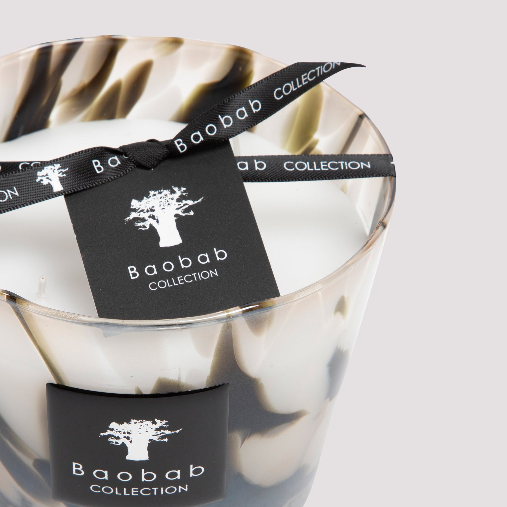 Baobab Collection Black Pearls Candle Max10