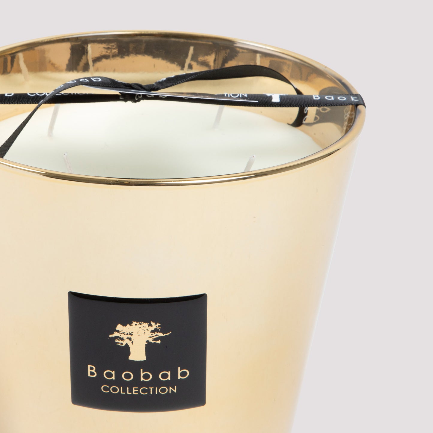 Baobab Collection Aurum Candle Max16 from Les Exclusives Collection