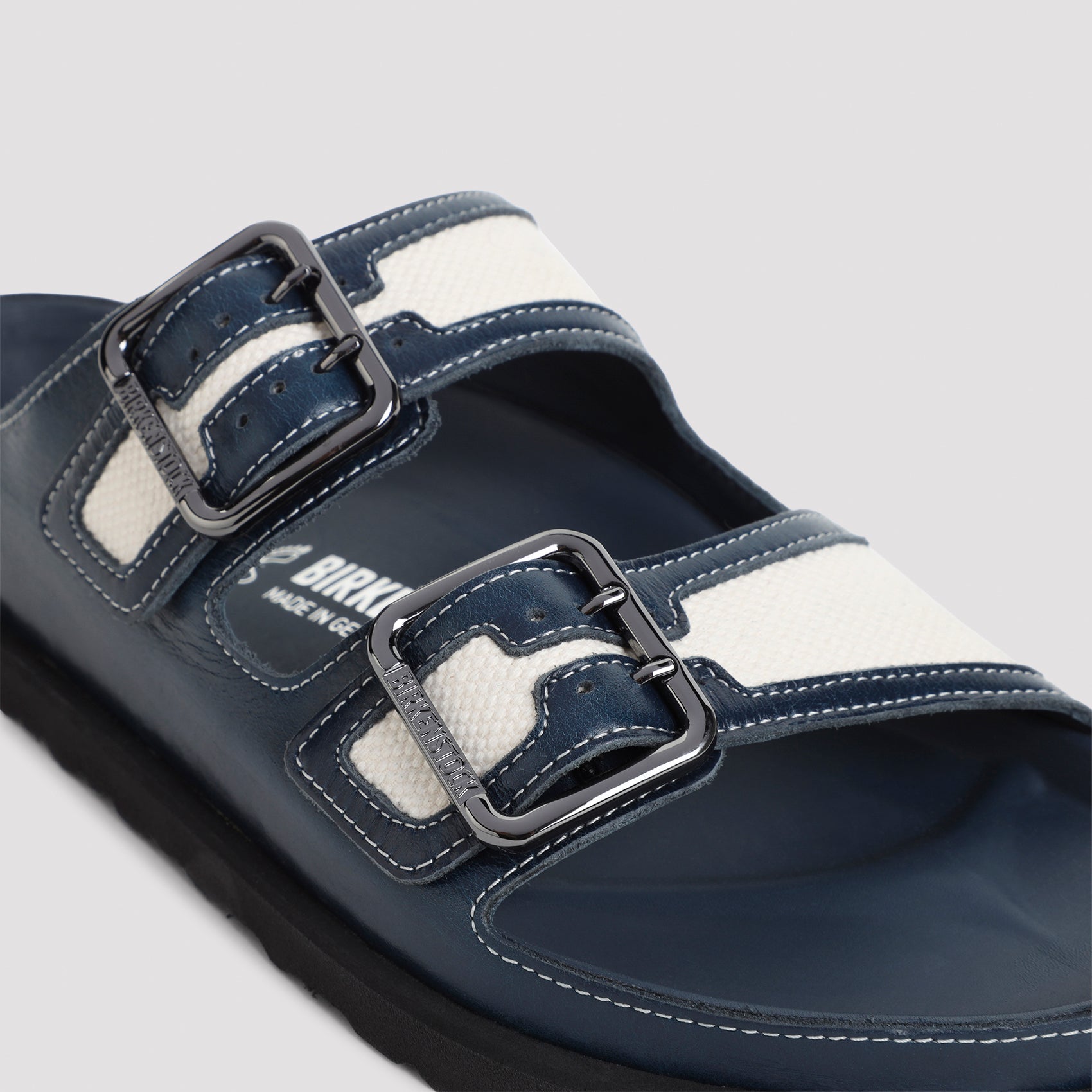 Birkenstock 1744 Arizona Canvas Saldals