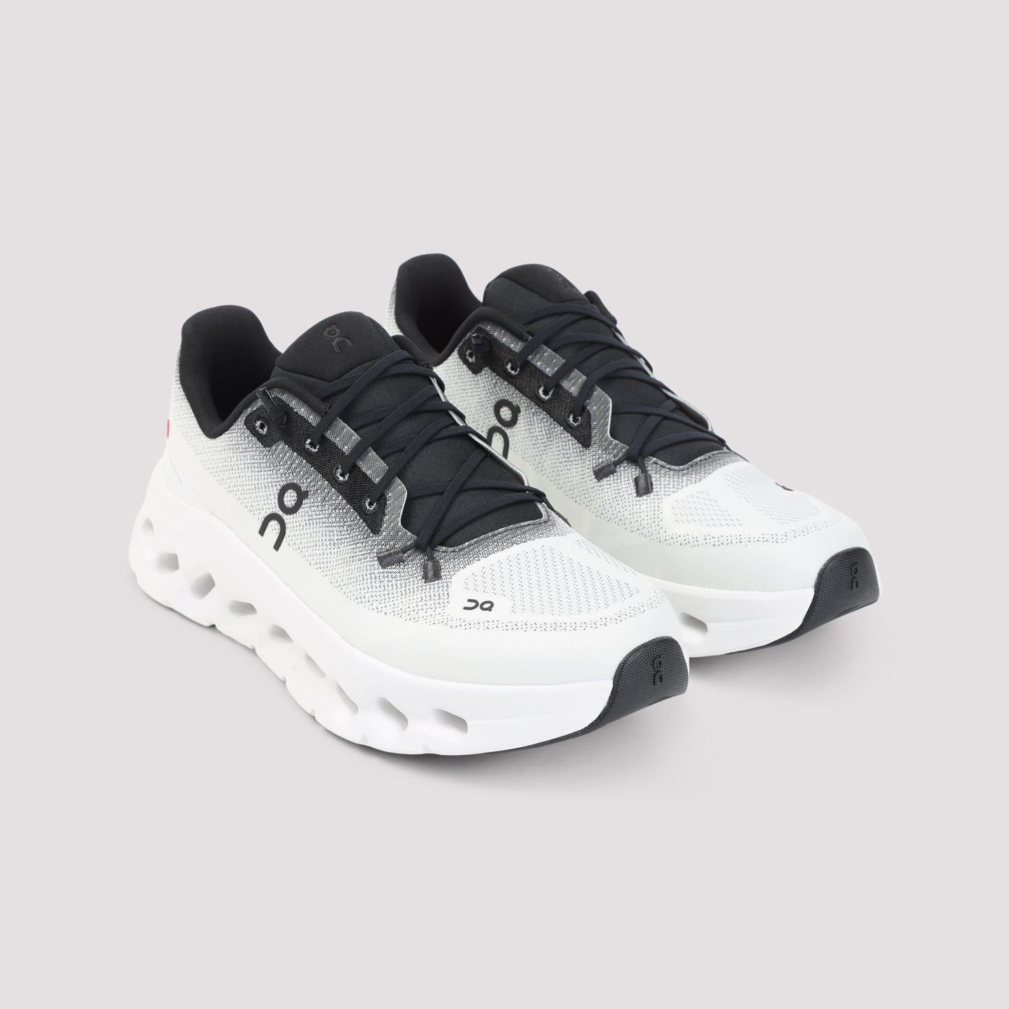 ON Cloudtilt Sneakers