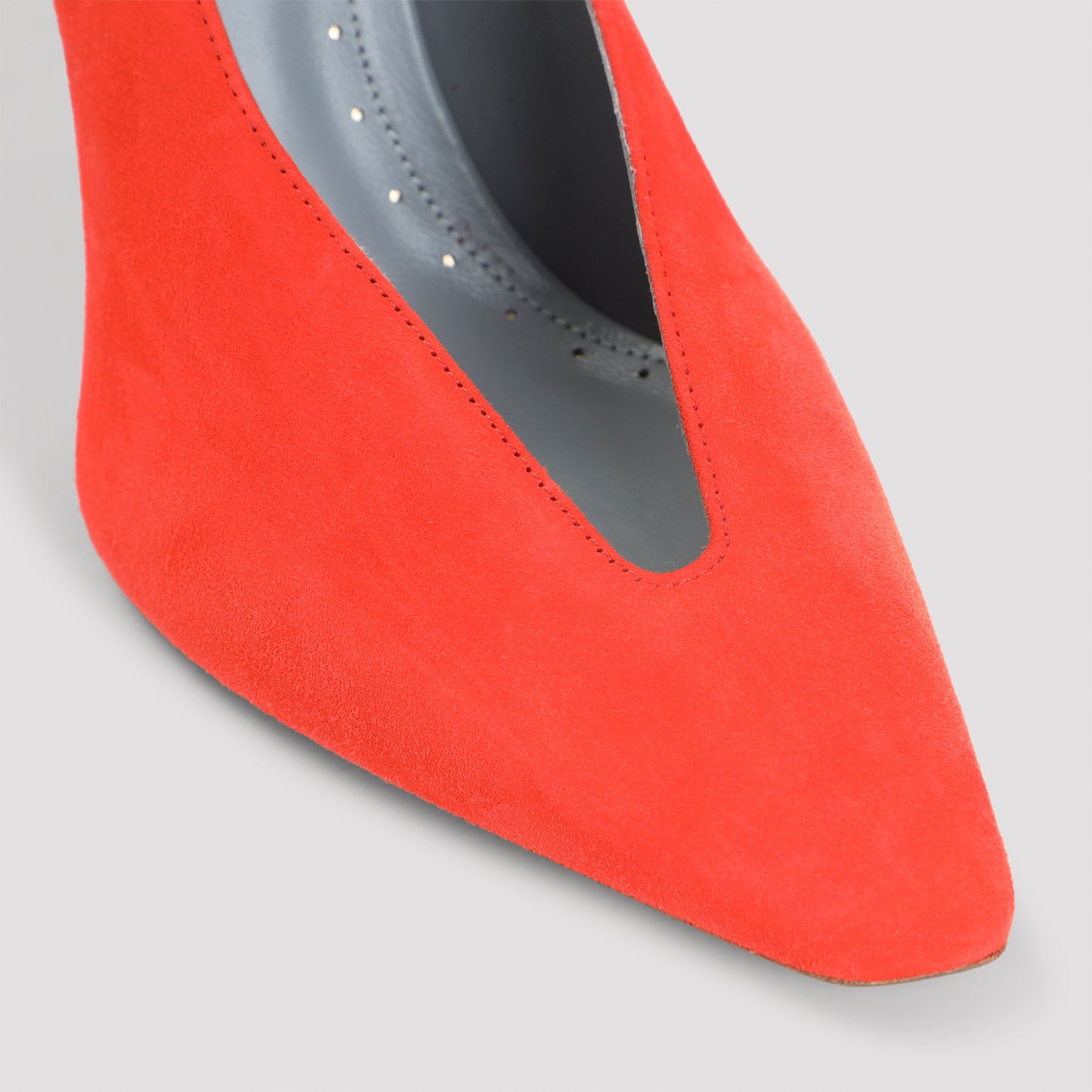 Balenciaga Duchesse Pumps