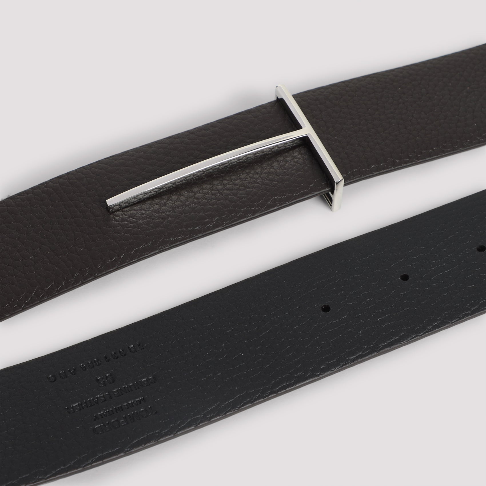 SOFT GRAIN LEATHER REVERSIBLE SLIM T BELT