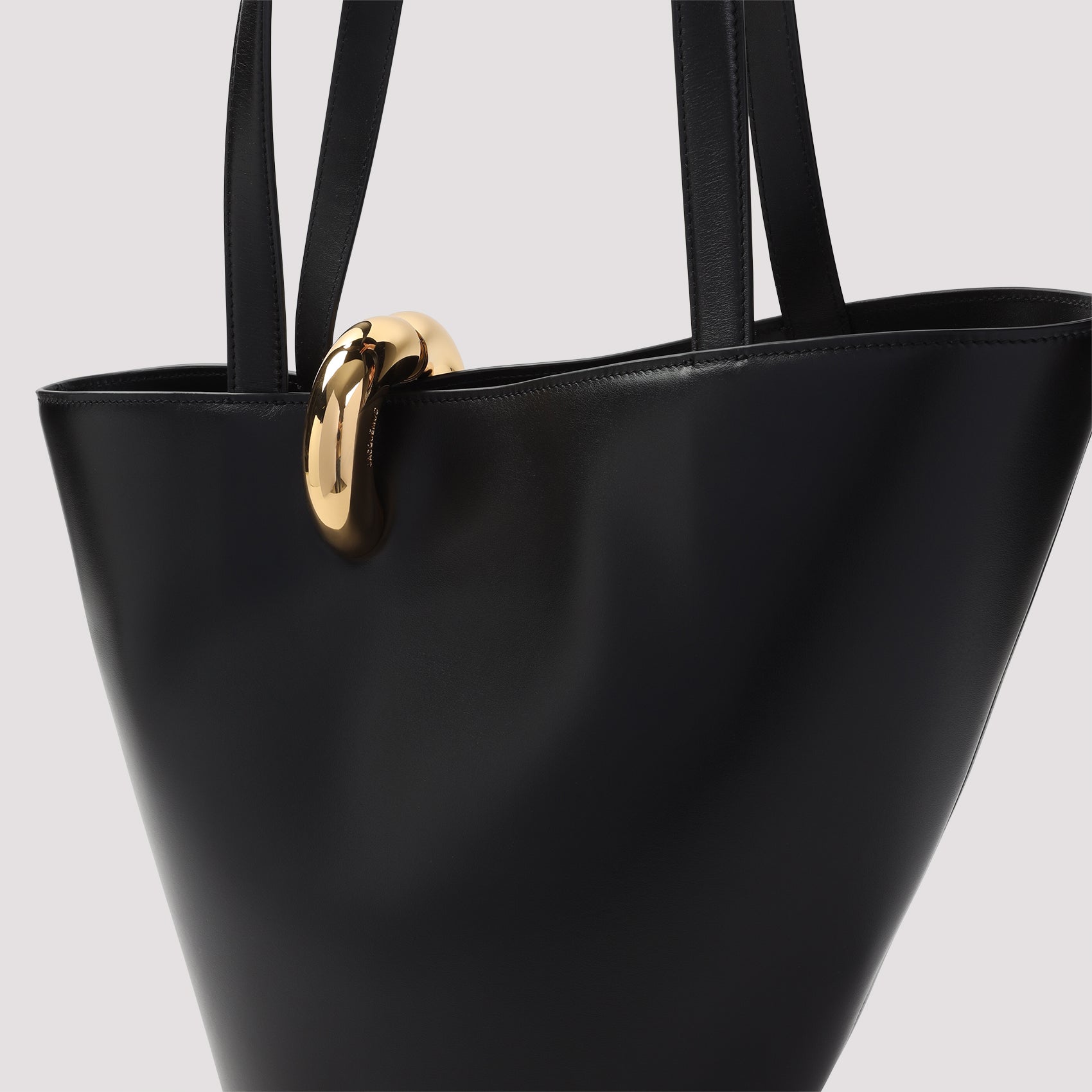 Jacquemus La Bambola Moyen Handbag