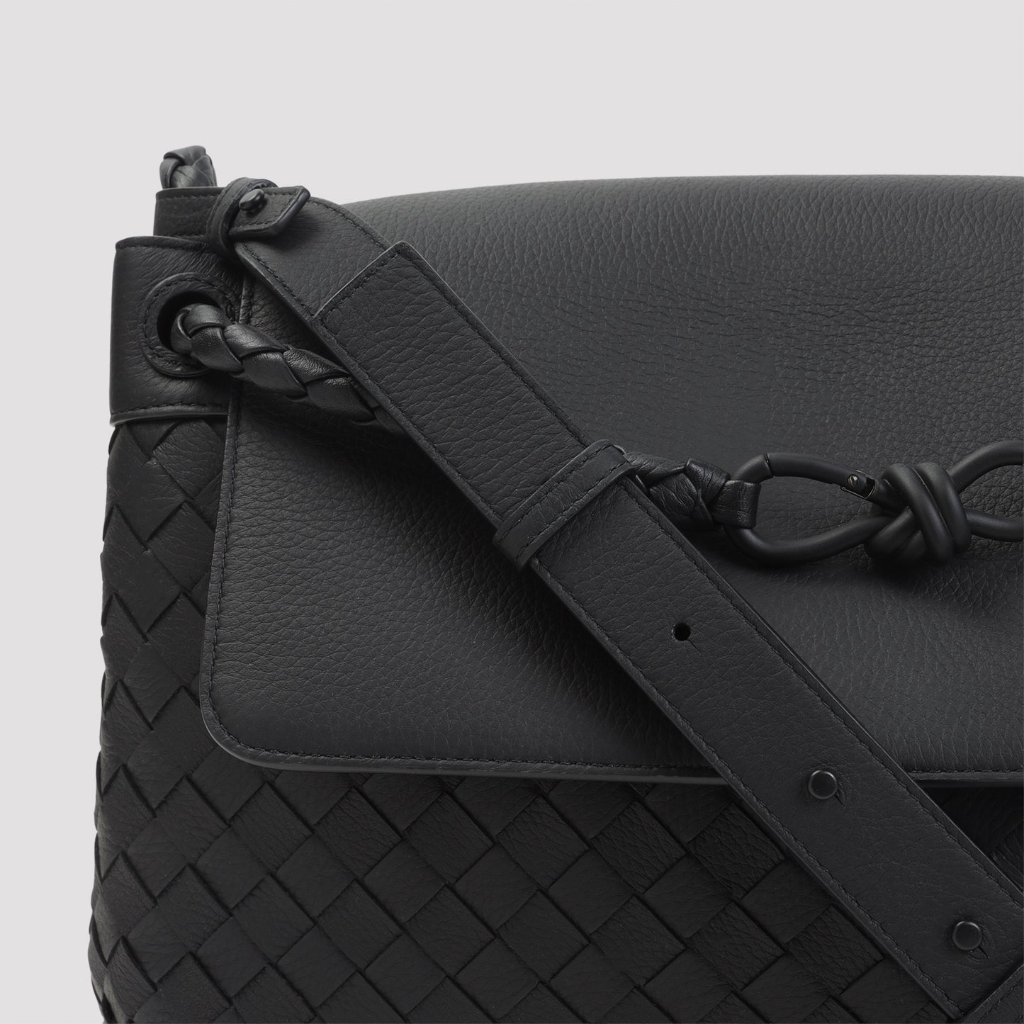 Bottega Veneta Andiamo Intrecciato Messanger