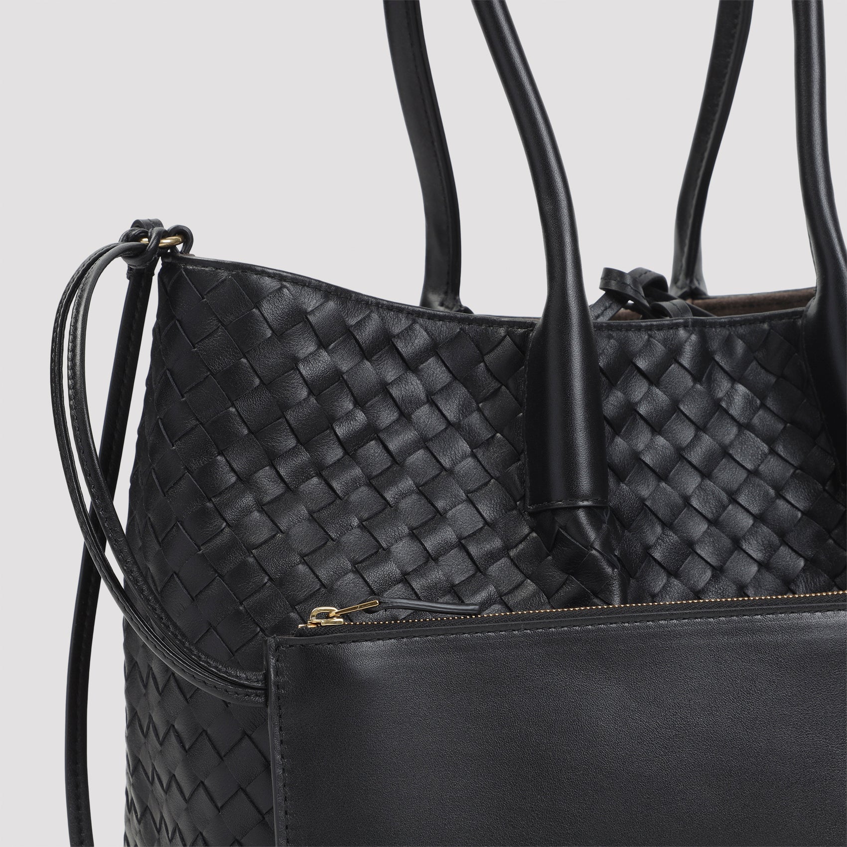 Bottega Veneta Pinacoteca Medium Handbag