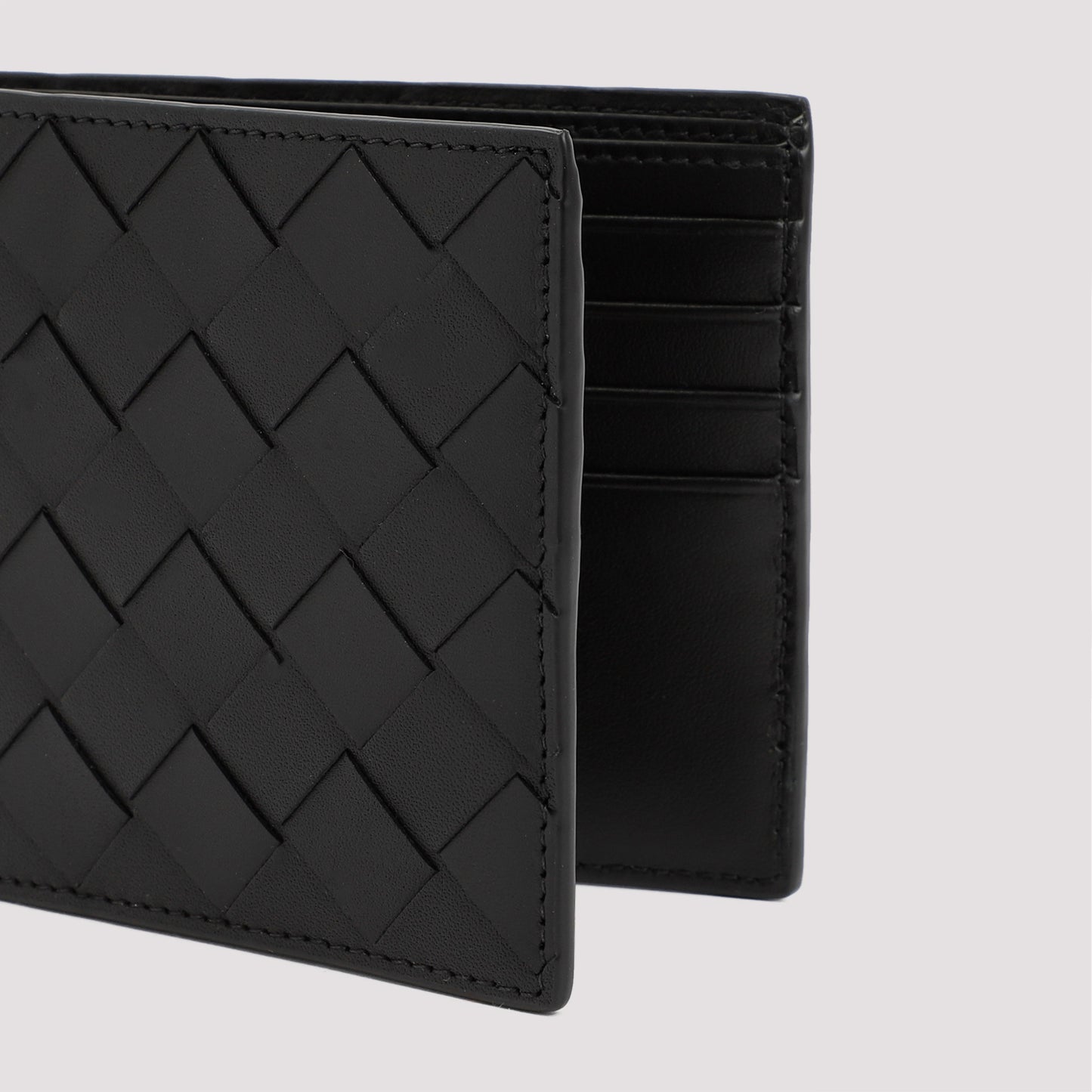 Intrecciato Billfold Calf Leather Wallet